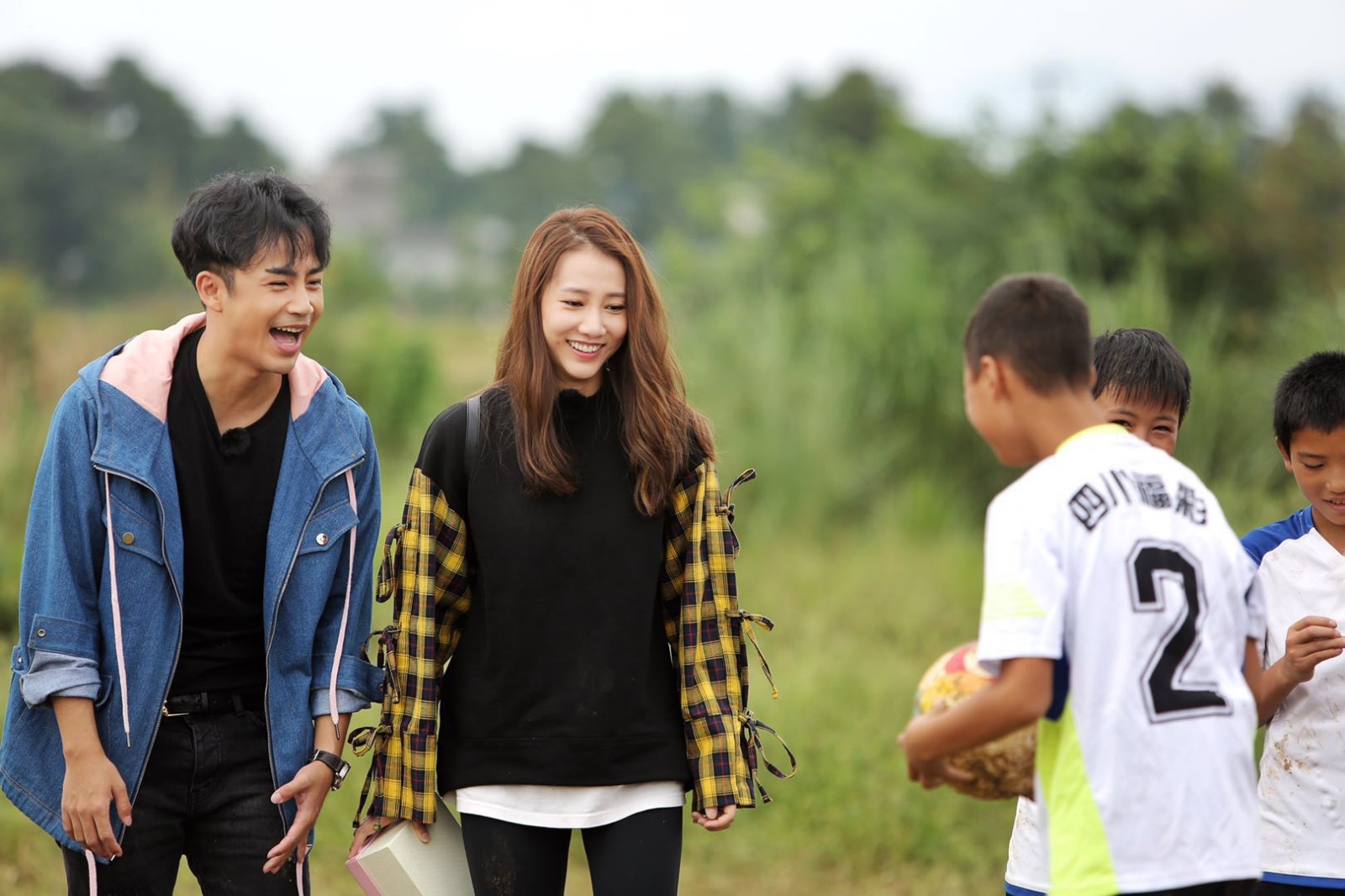 《如果爱》"帽子夫妇"家庭首曝光 李茂怕虫笑倒观众