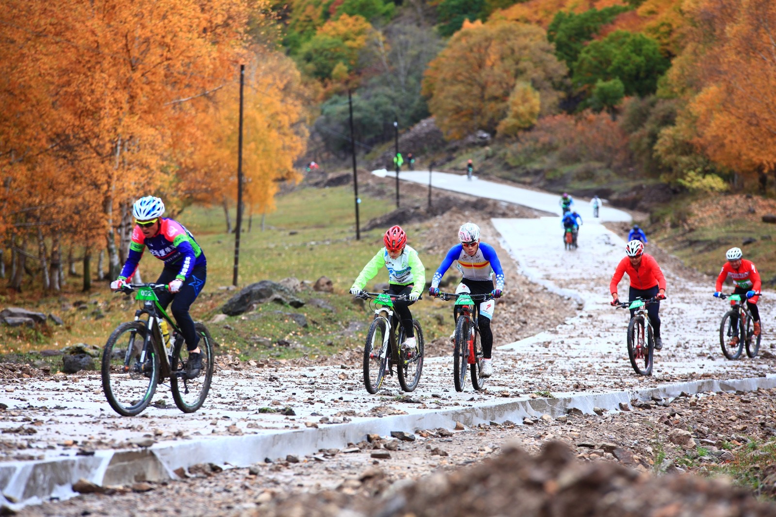 徒步常见装备品牌