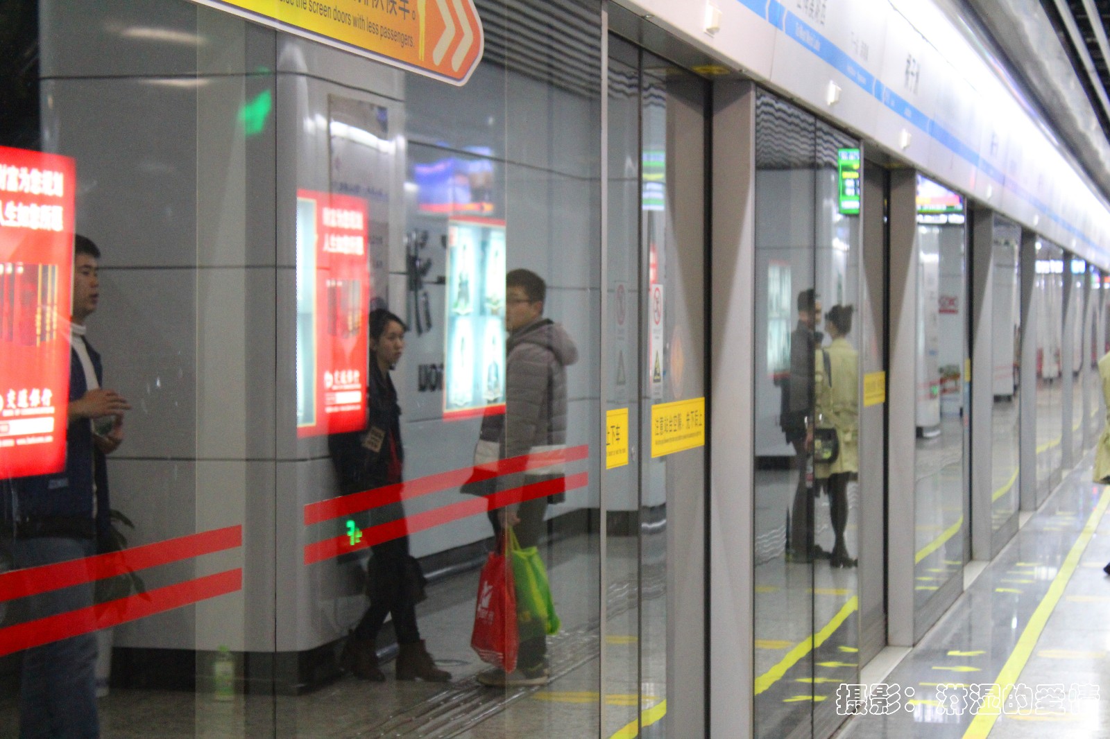 长沙橘子洲地铁站站台实拍坐地铁去橘子洲是最方便的出行方式