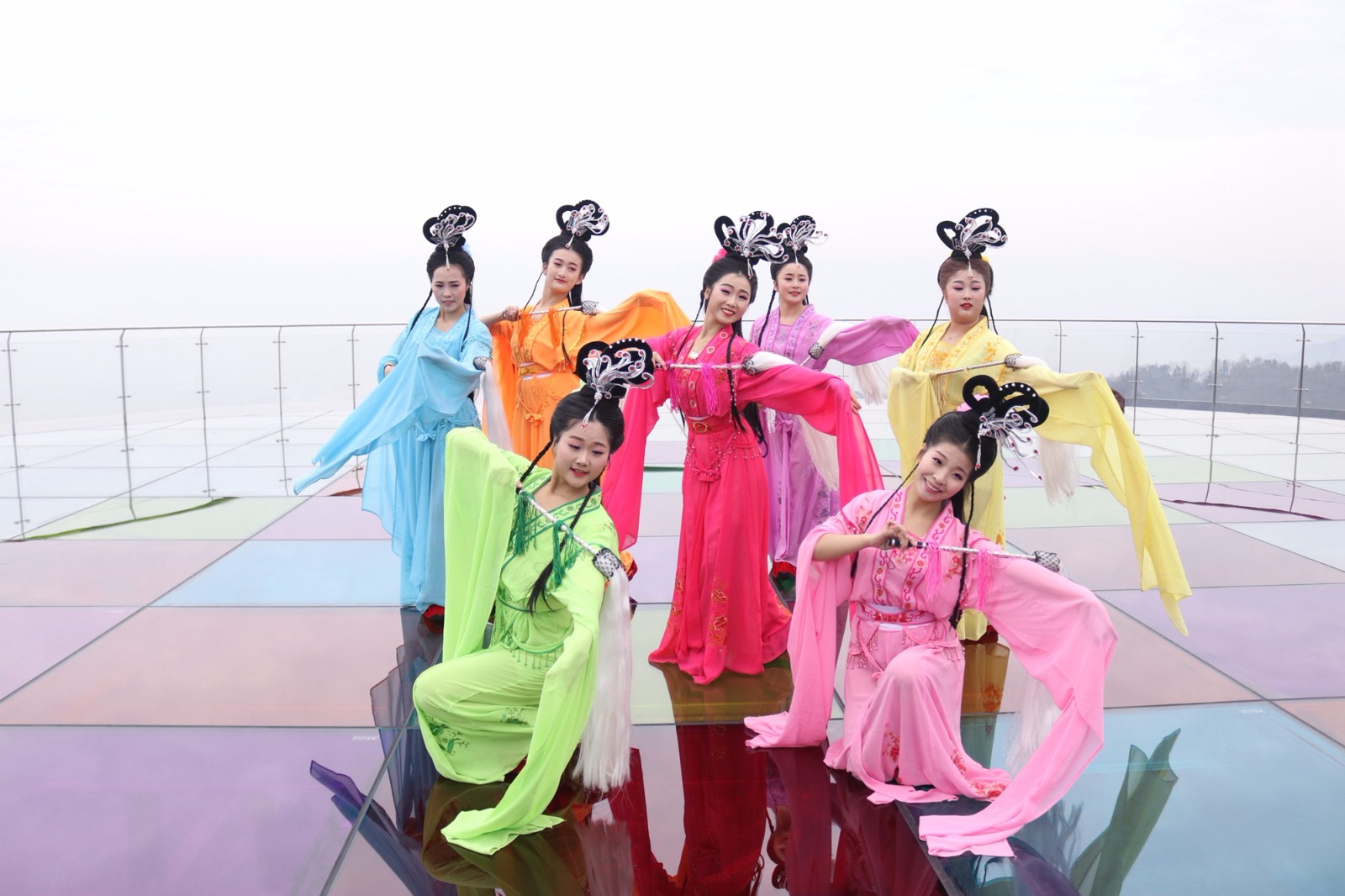 七仙女下凡巨石山玻璃观景台