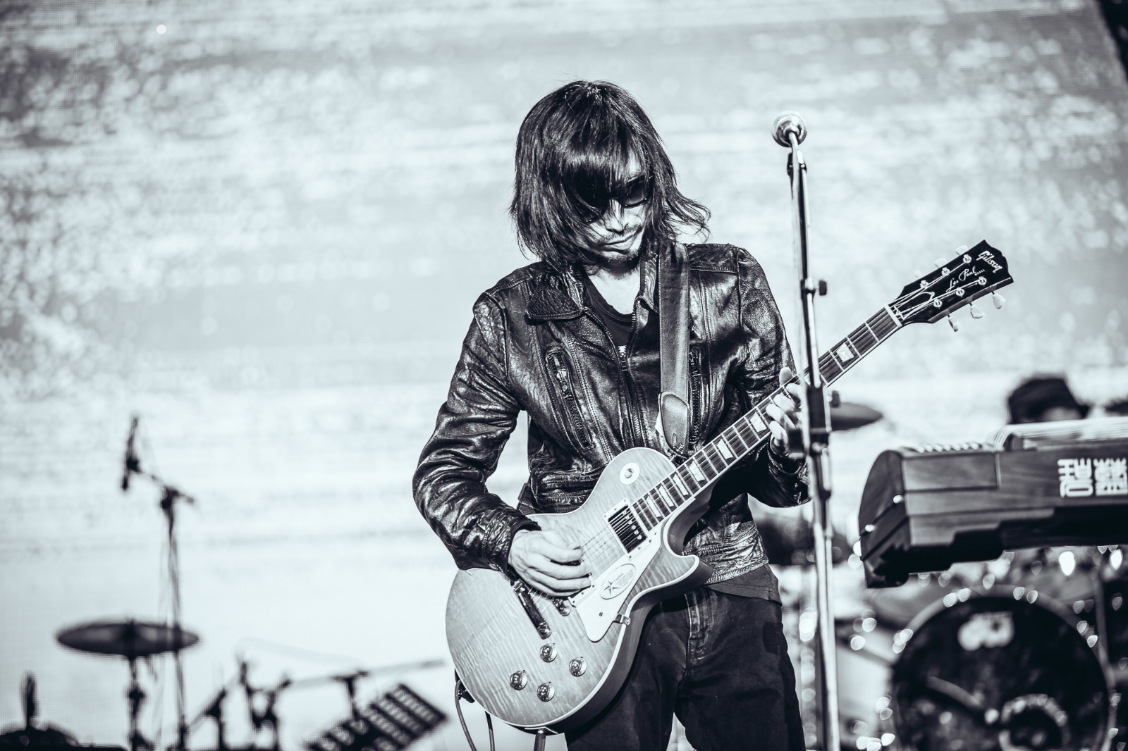 阳春三月京城迎来"摇滚新教父"谢天笑3月24日工体馆开唱