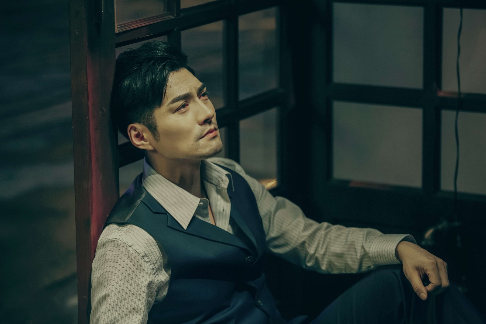 最会哭的特工 严屹宽《小楼又东风》"眼技"再升级