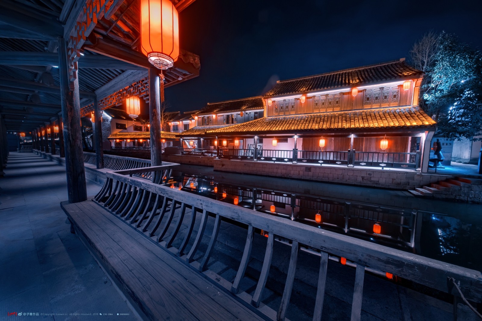 镜头下的鲁镇夜景——美