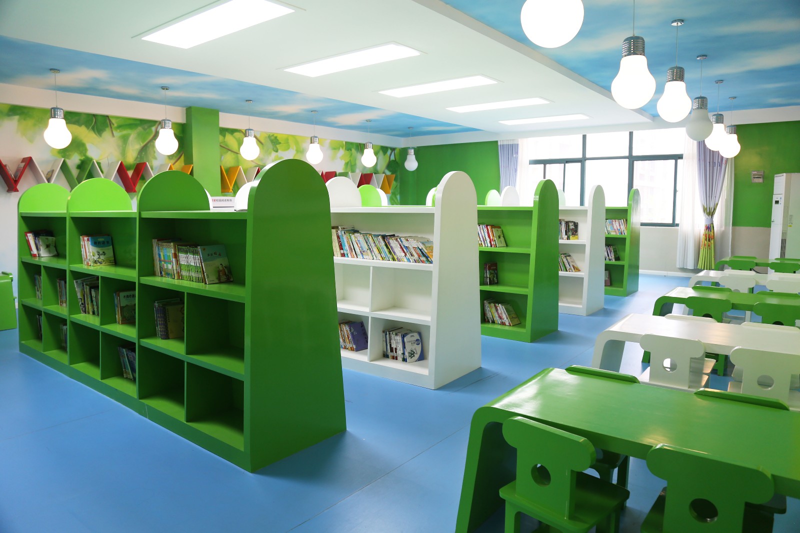 我曾梦想图书室的模样——郑州经开区滨河第一小学给了答案