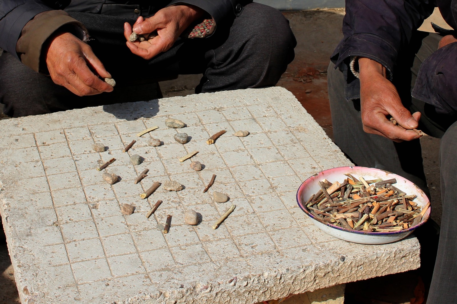 丢方狼吃娃关中乡村游戏你多久没玩过