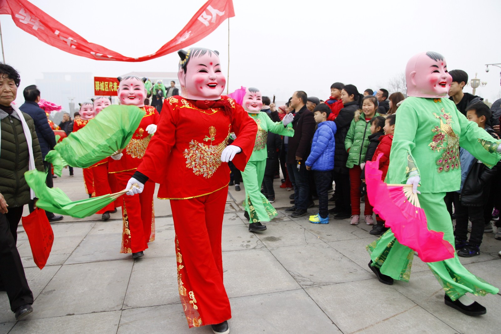 不点花灯月不圆 不耍社火难过年 传统的才是最好的