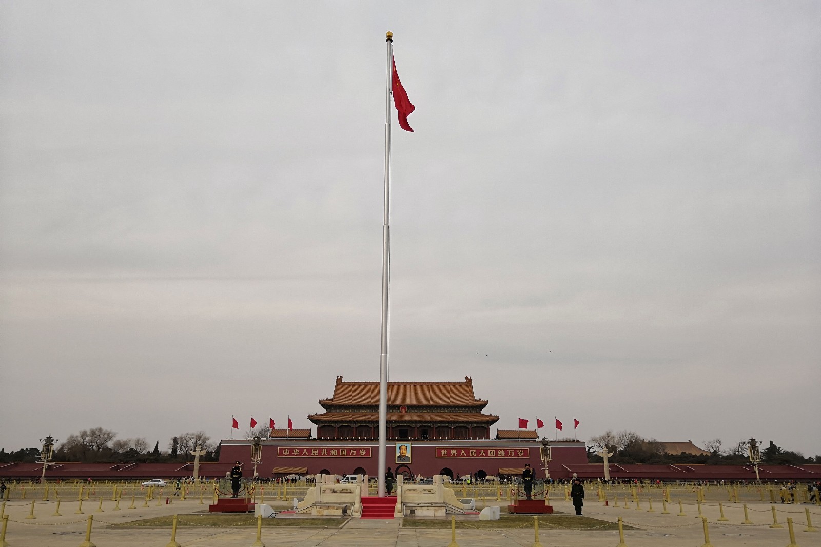 天安门内外华表上的神兽叫犼99的人都不知道什么意义