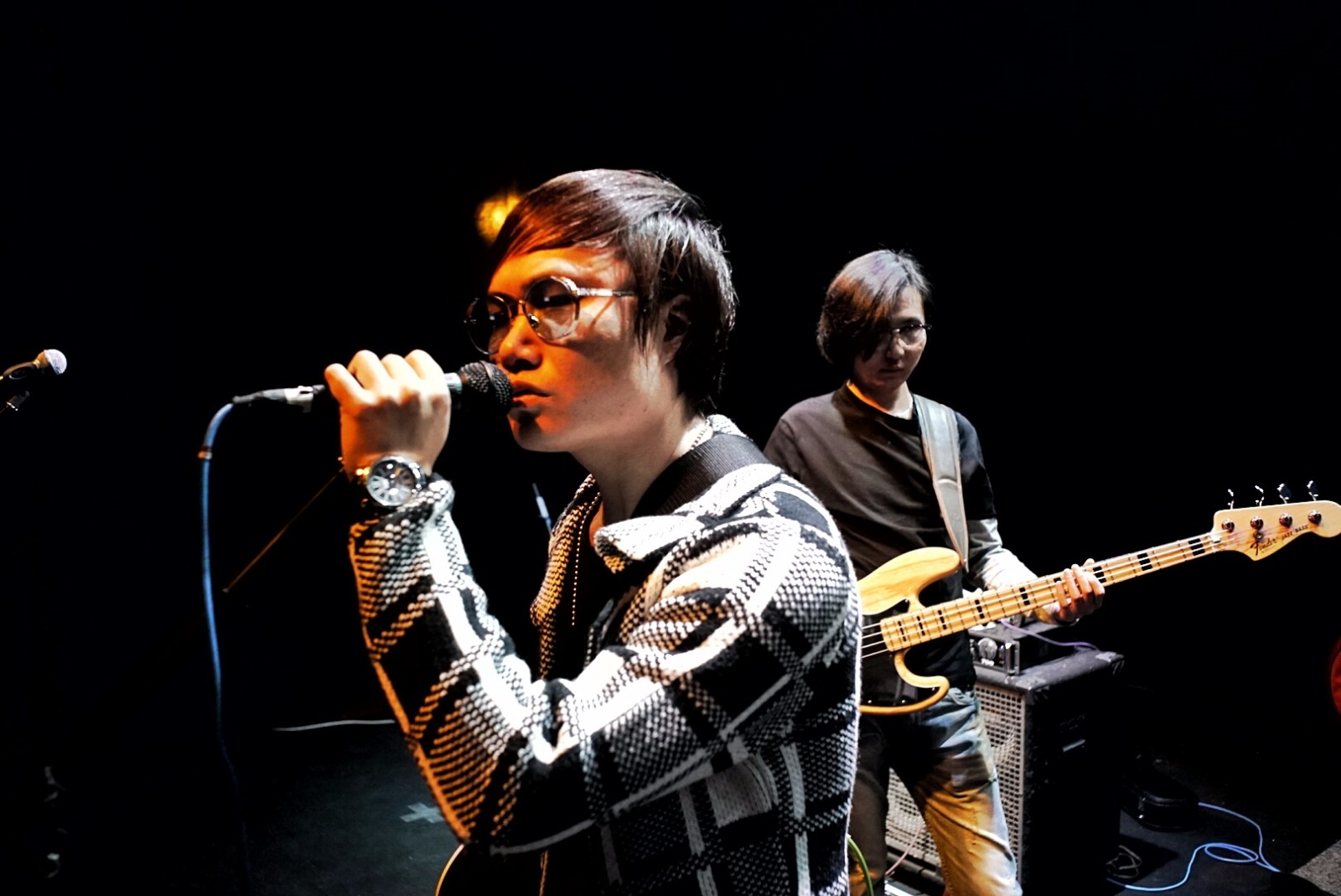 蓝色钻石乐队主唱千僖:忠于音乐精于原创的追梦人