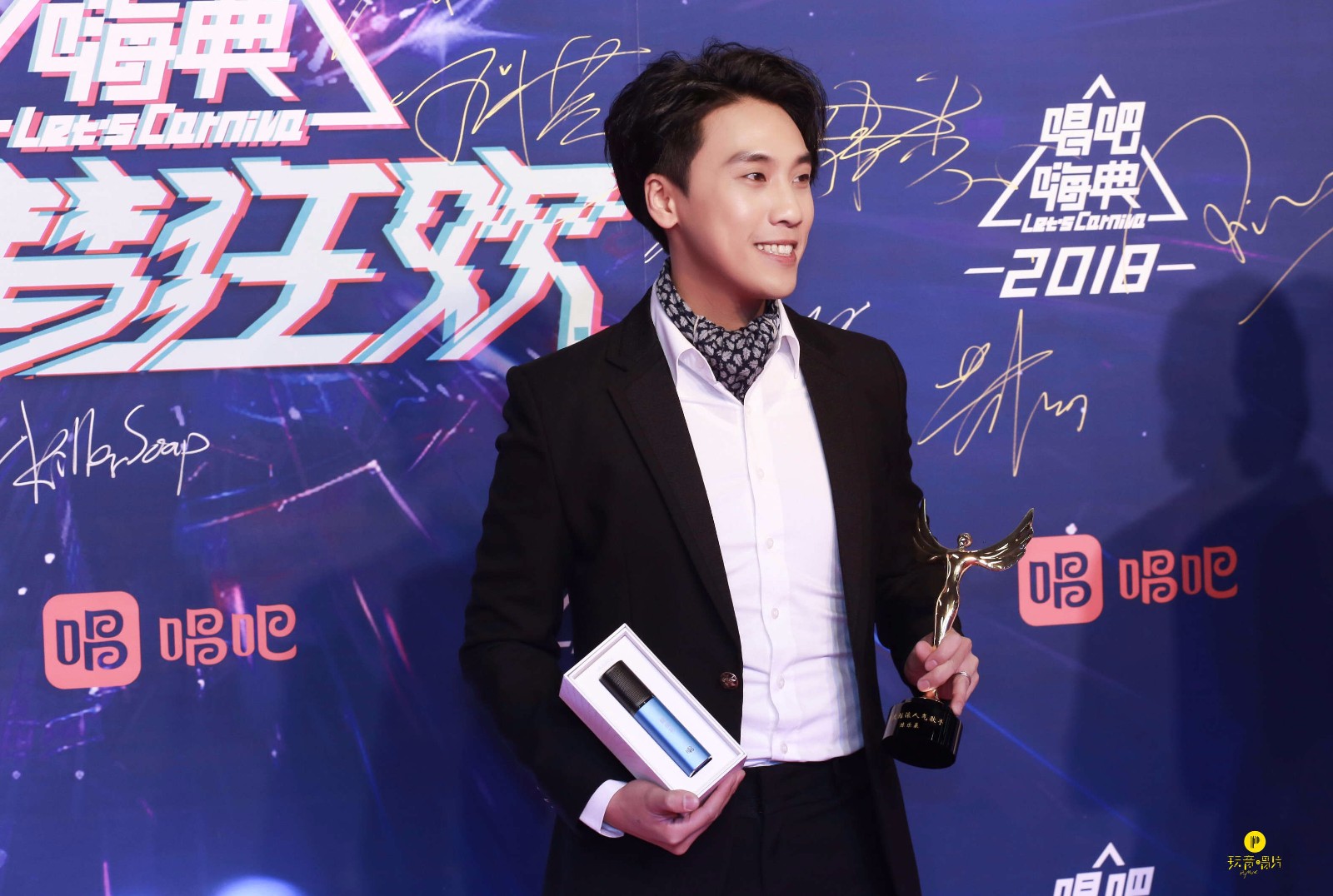 陈乐基&杀手锏乐队再获肯定 新专辑《伍》荣膺大奖