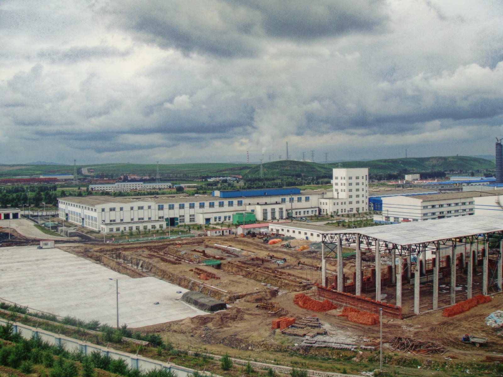 霍林郭勒露天煤矿让你感觉到,就是与几亿年前的树木进行一场对话