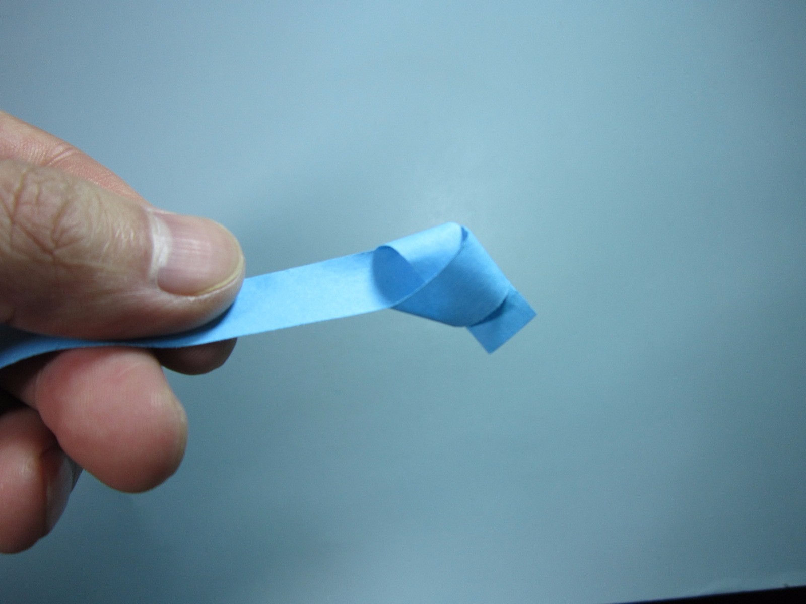 儿童手工折纸星星幸运星的折法详细图解