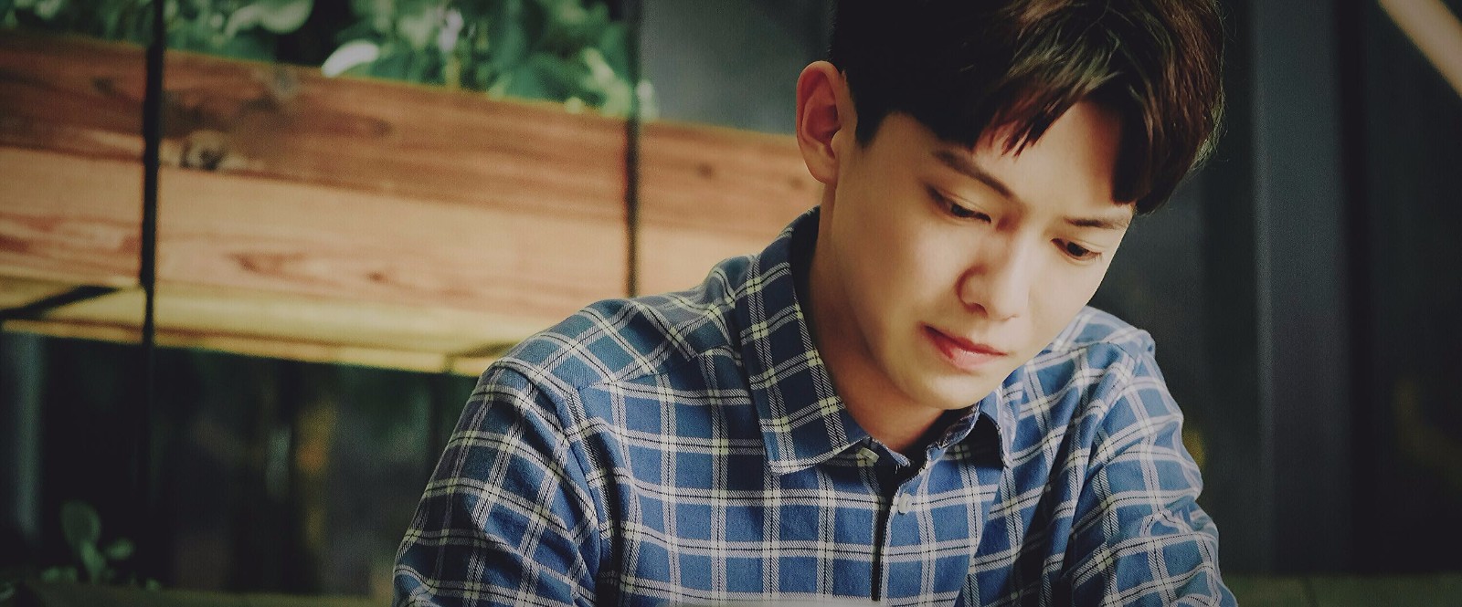 李逸男《法医秦明2》杀青 霸屏模式亟待开启