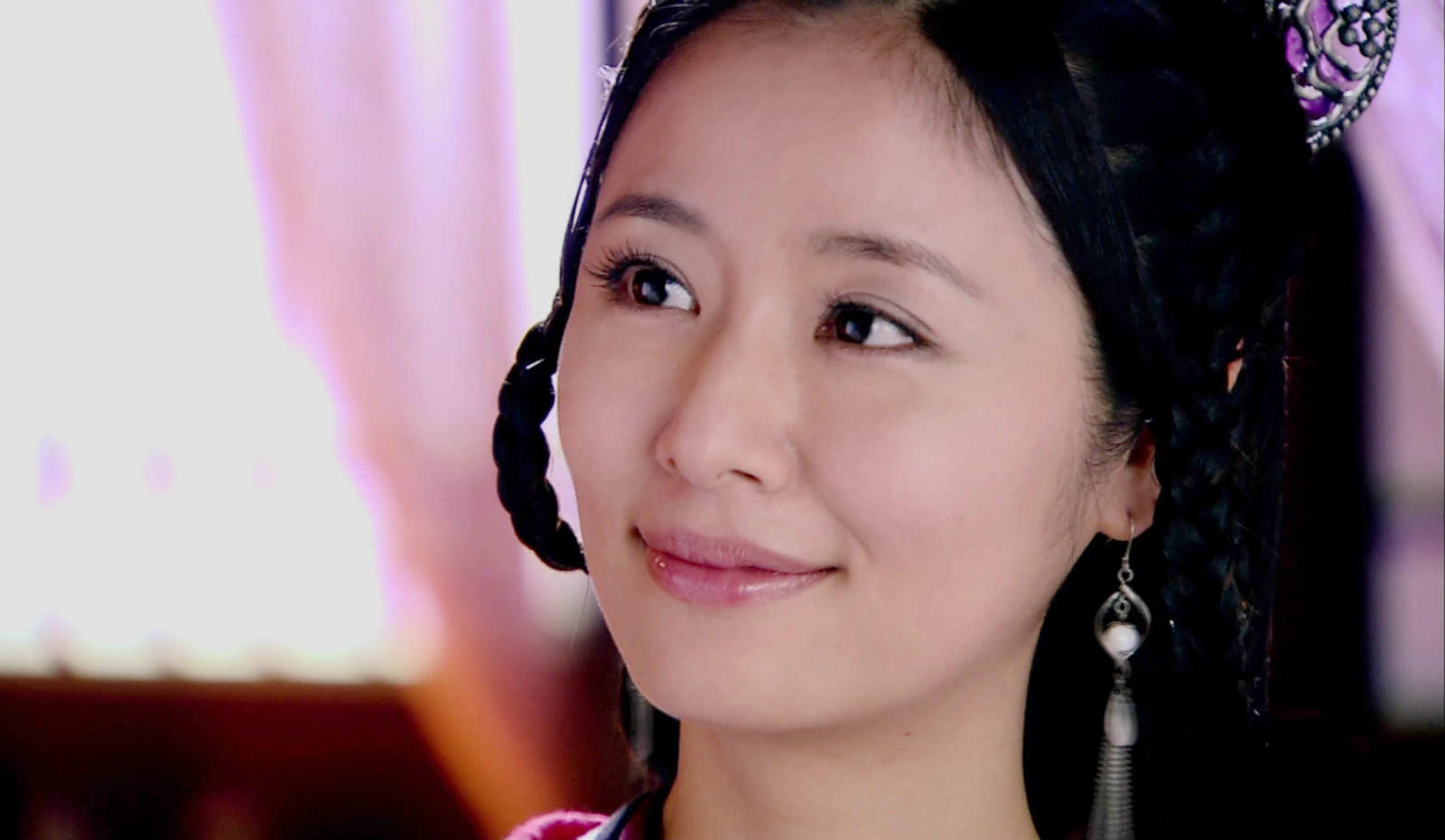 抿嘴一笑,你觉得哪位女星扮古颜值最高?