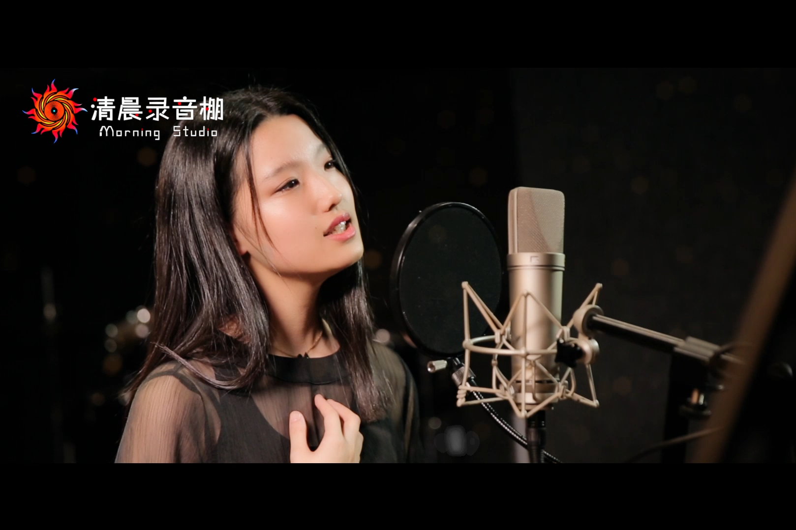 15岁小女神演绎林晓培经典《心动》,这气质!