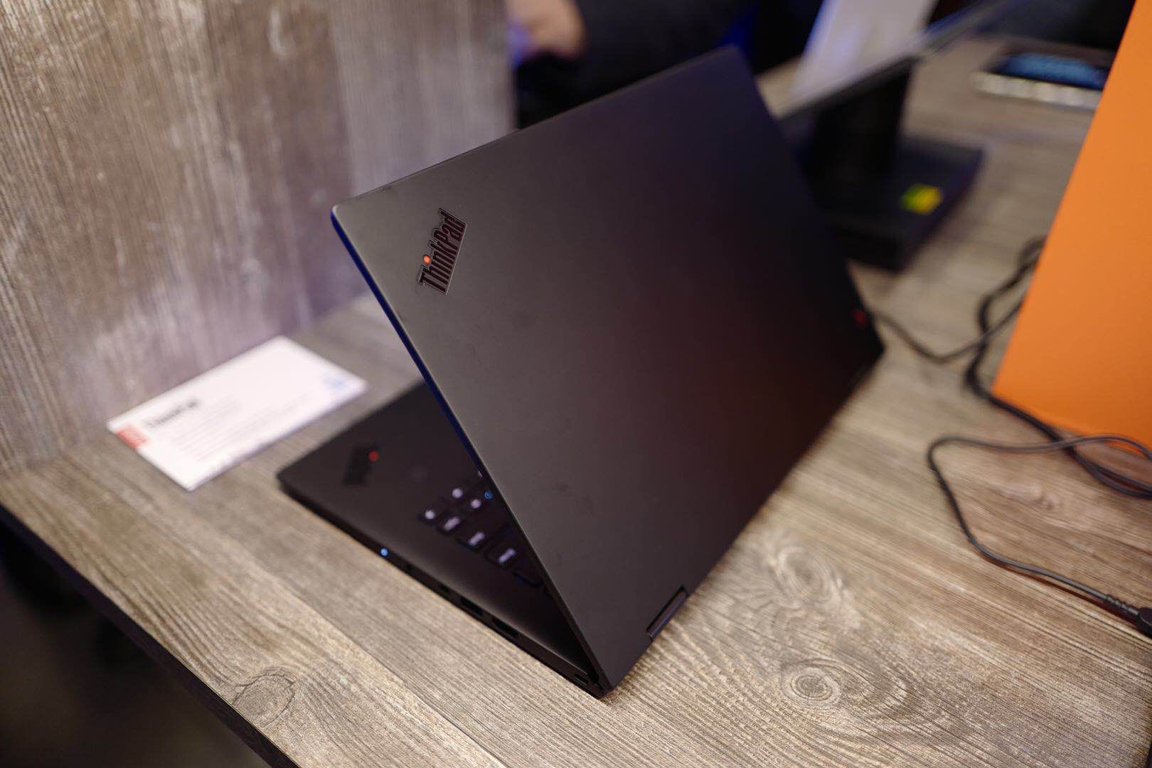 全新thinkpad x1 yoga 2018 ces现场上手图赏|yoga|thinkpad|联想