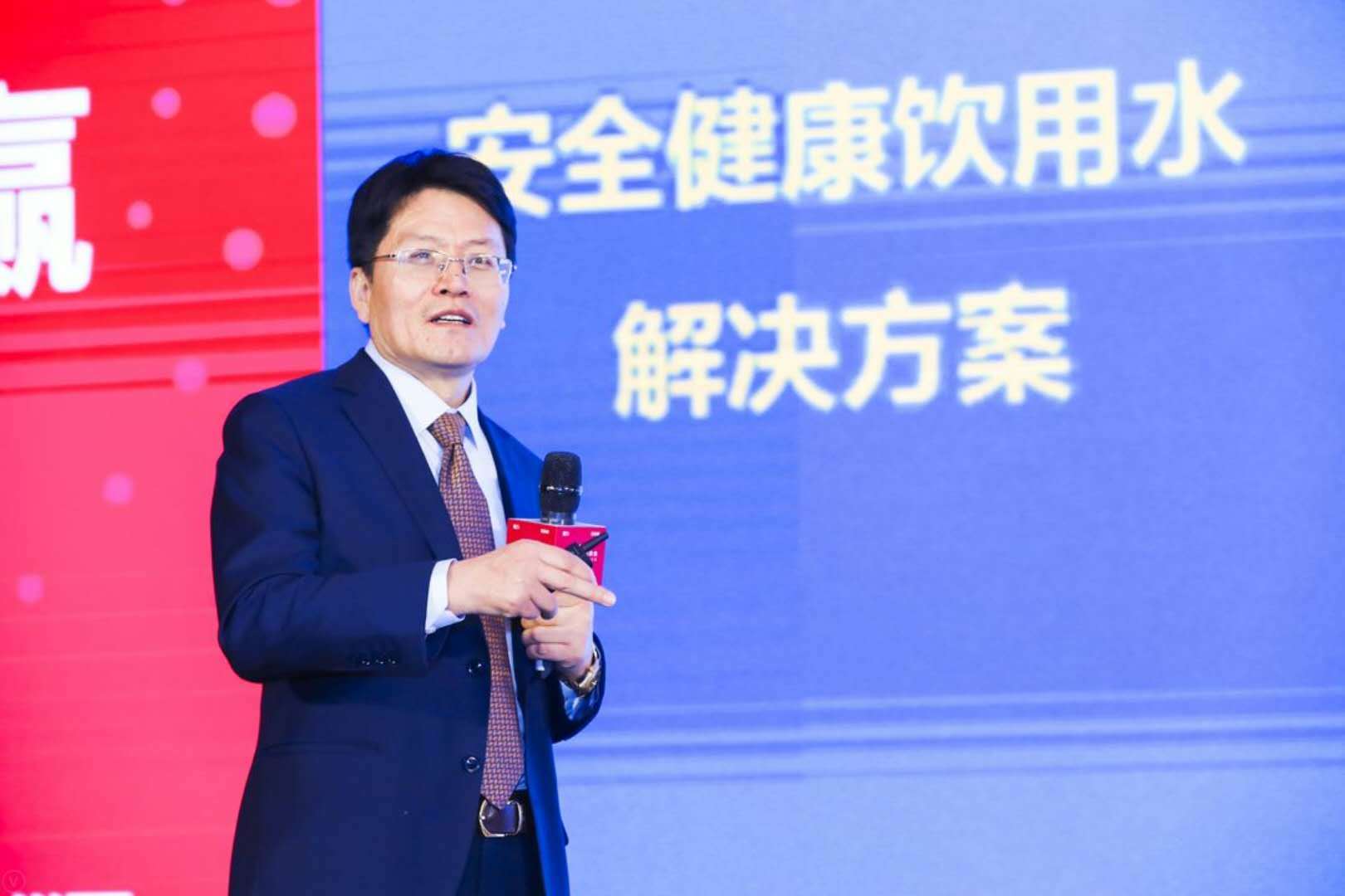 海尔集团副总裁解居志发布乡村社群生态战略