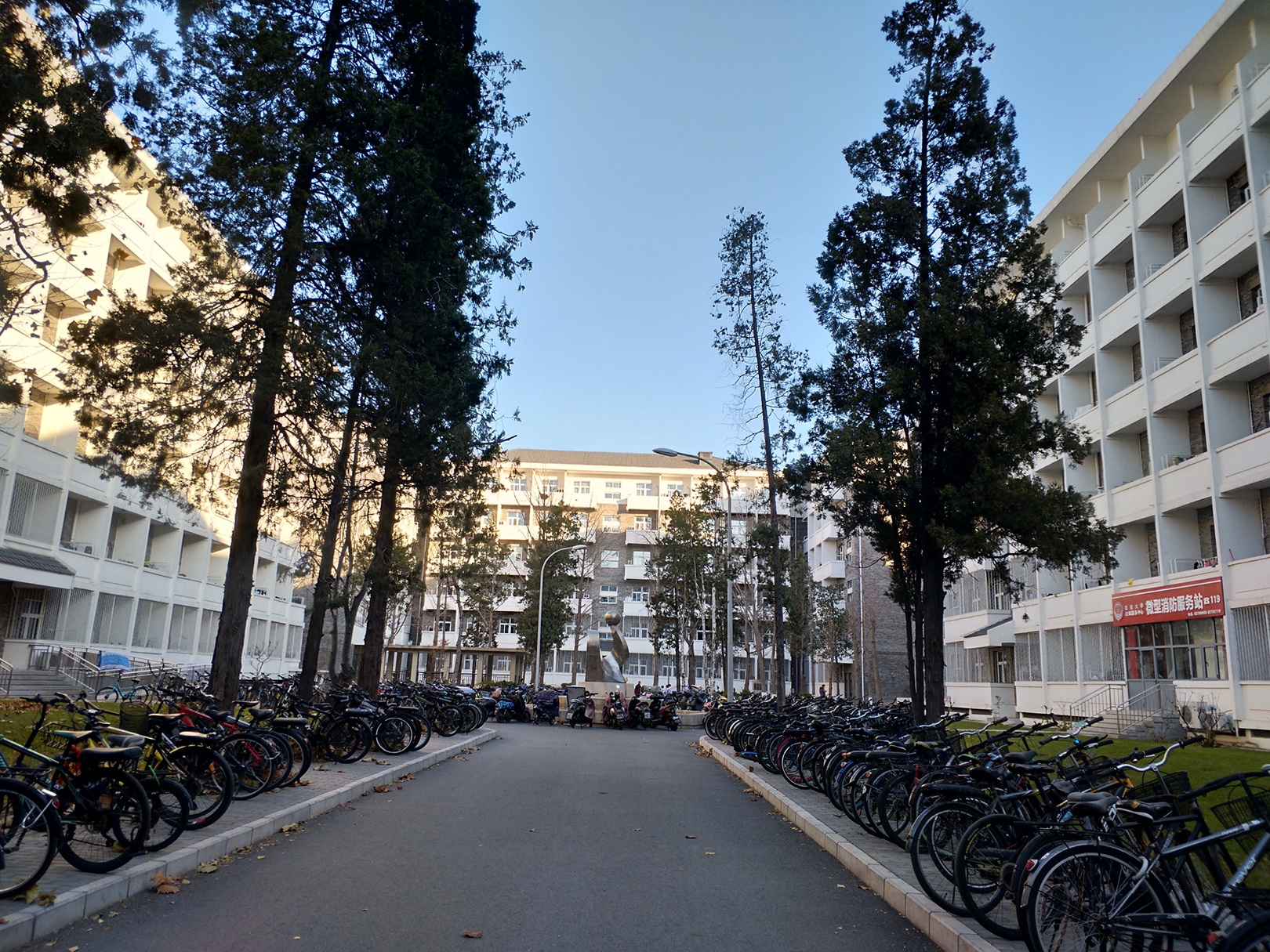 实拍:北京大学的学生宿舍楼,感受"学霸"气息