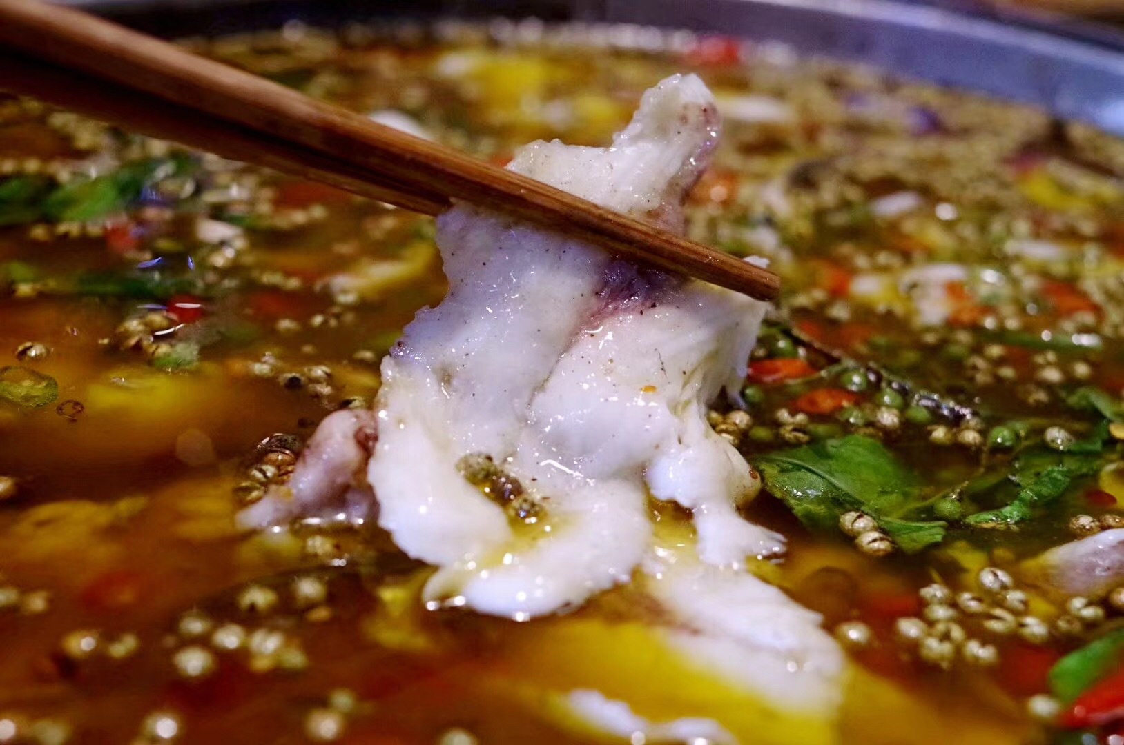 单凭鲜椒椒麻味一年就卖20000 份,好吃狗到底有多爱它