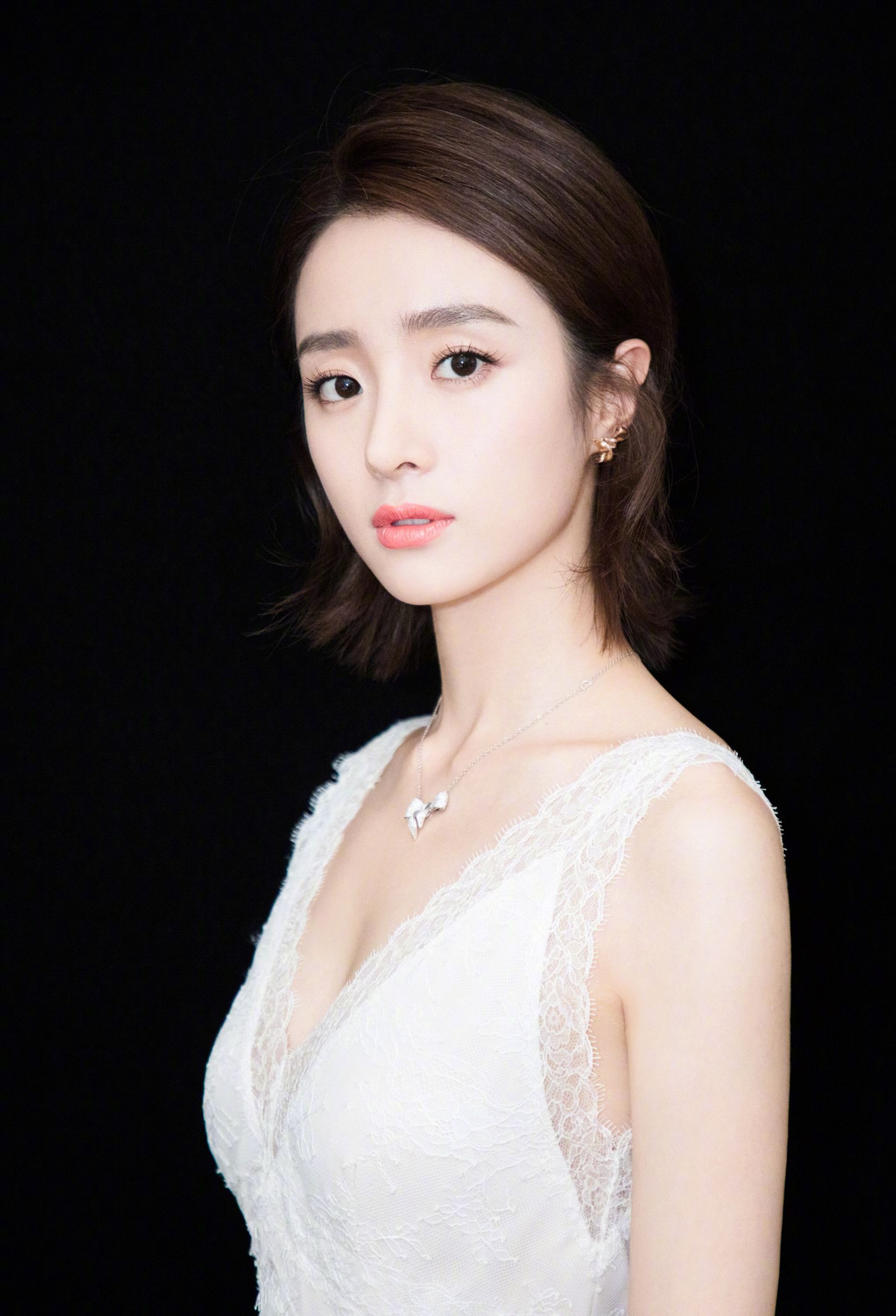 她是千年不红女一号被说不是运气差而是气质不好胡冰卿