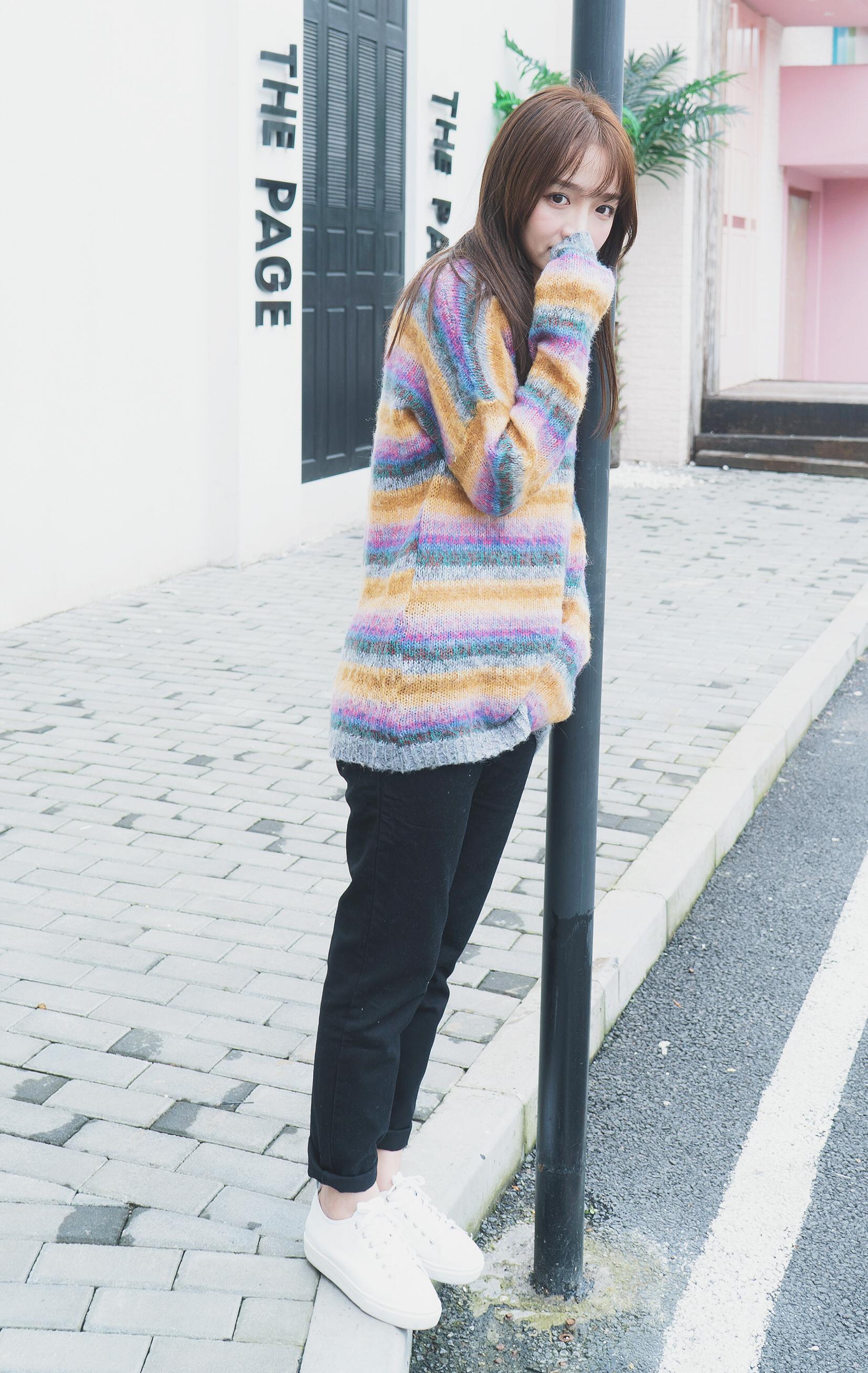 校花美女 吴微,23,165cm,45kg,爱好:服装搭配