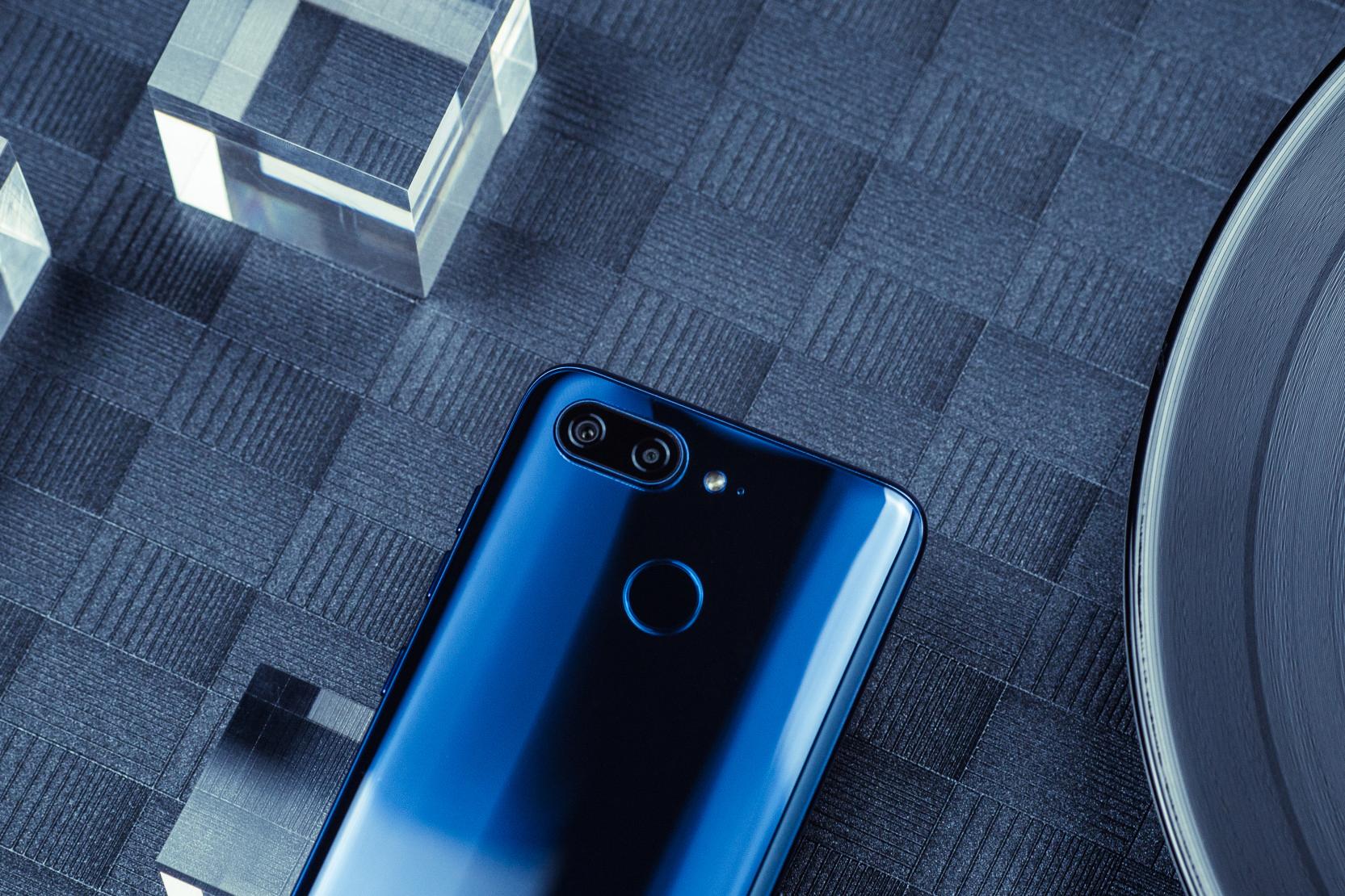 金立s11图赏:3d曲面机身美不胜收