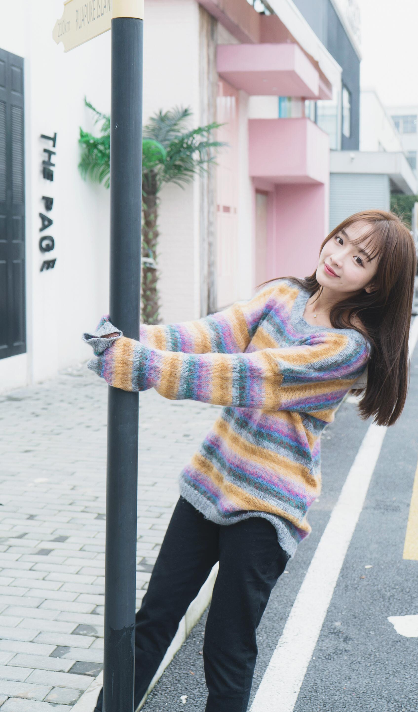 校花美女 吴微,23,165cm,45kg,爱好:服装搭配