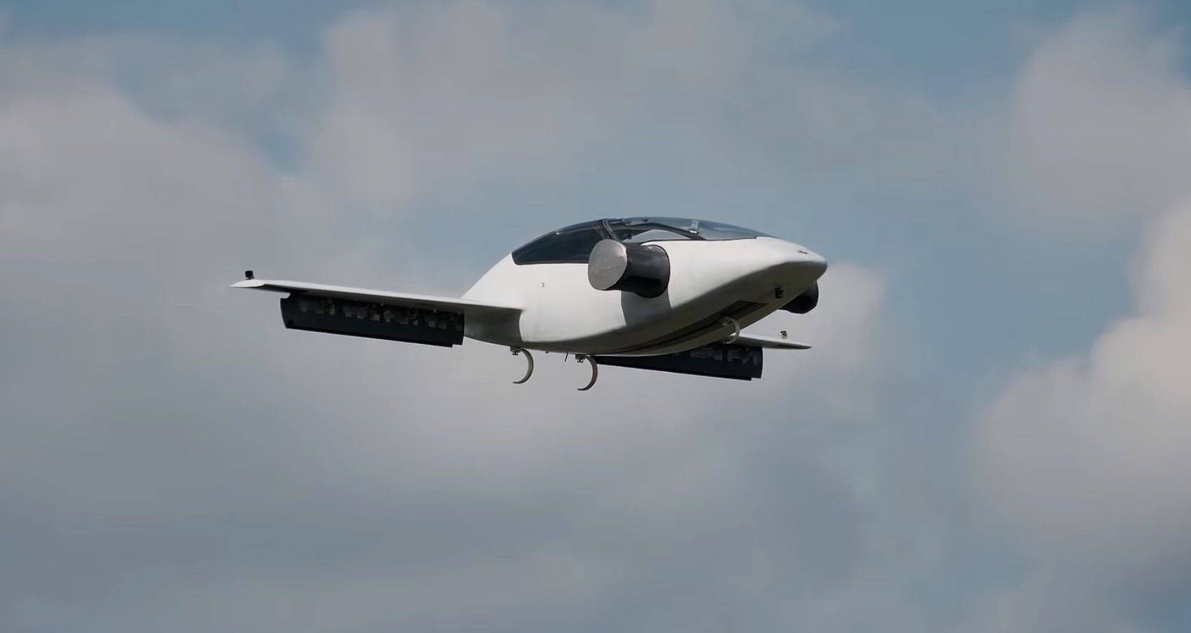 汽车人的「百年梦想」:飞行汽车