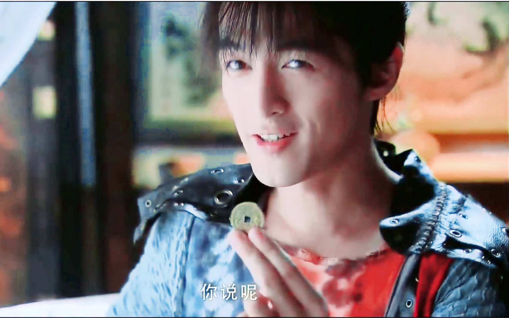 胡歌郭晓婷同框景天花楹合体了网友好像帮胡歌刮胡子