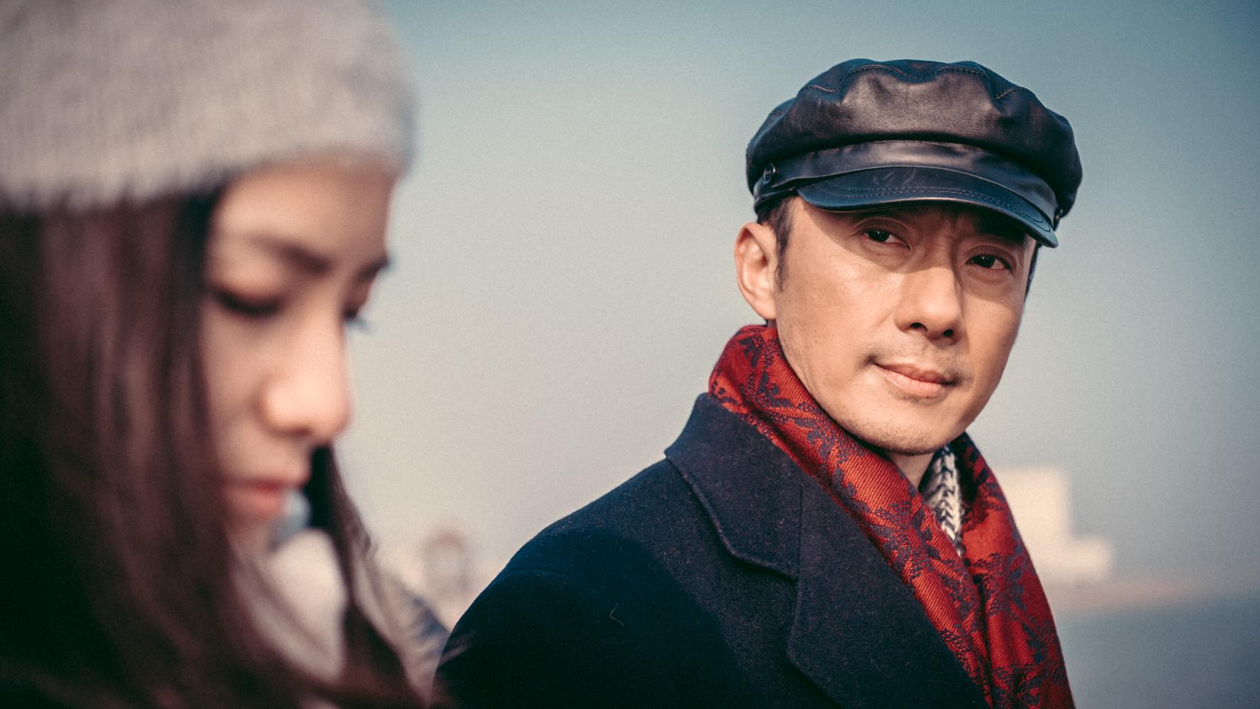 赵立新的语言艺术:从表演到朗读,都拥有独特的灵魂