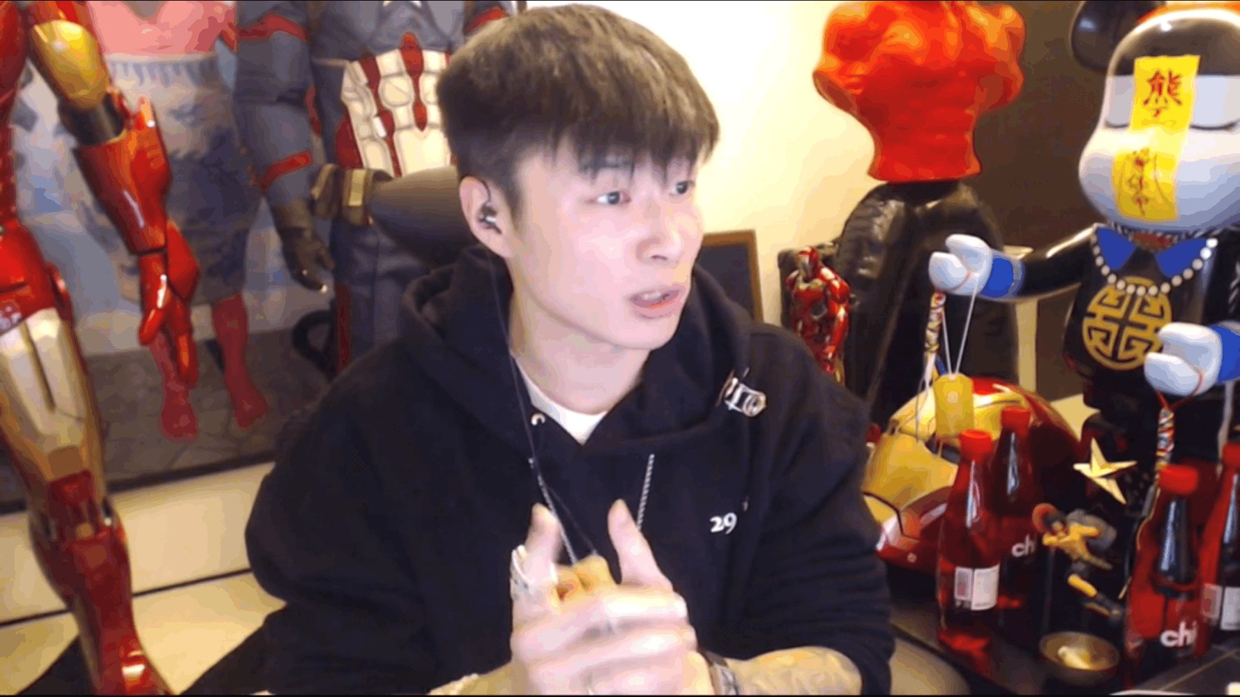 直播行业行业疯狂发展相互拆台,而全民却偷偷摸摸猥琐发育?