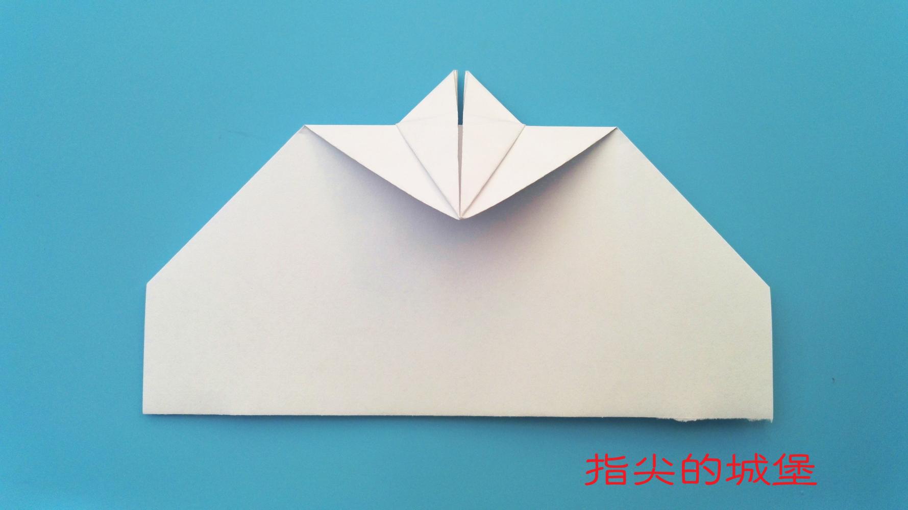 （纸飞机怎么折的）-第1张图片-潮百科
