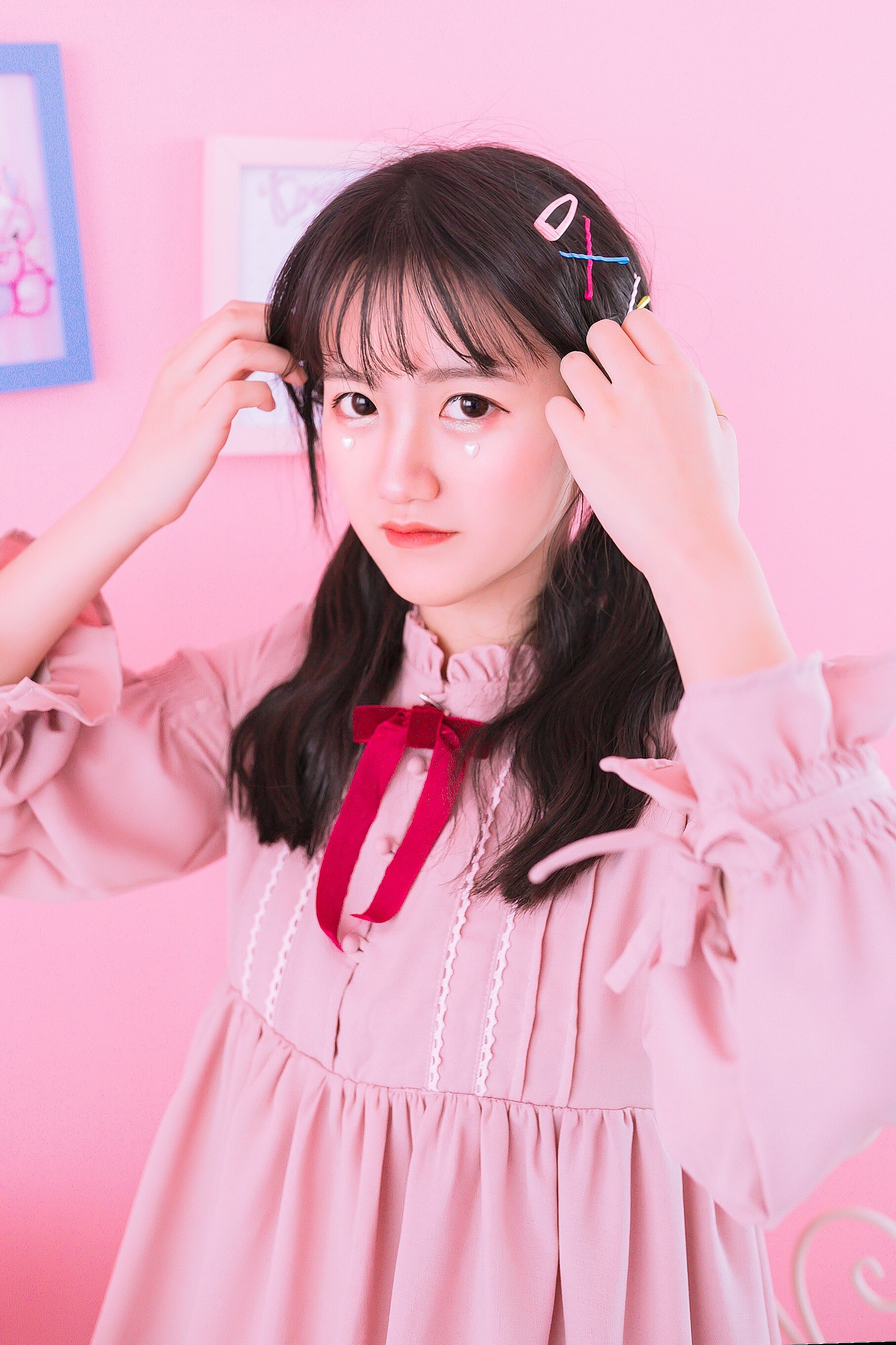 校花美女赵蕴洁16岁身高175体重50