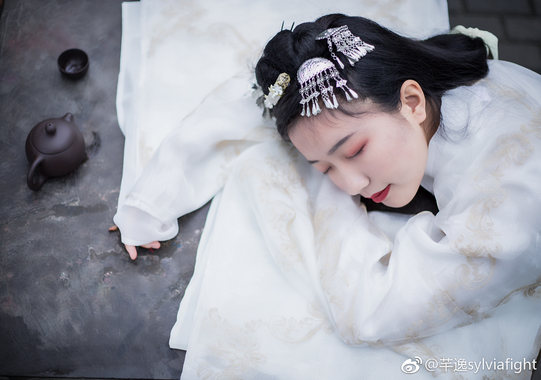 mumu_婧 老师:@阿牧ams 抄送大佬:@云南约拍- @古风圈网站 @汉服姓骀