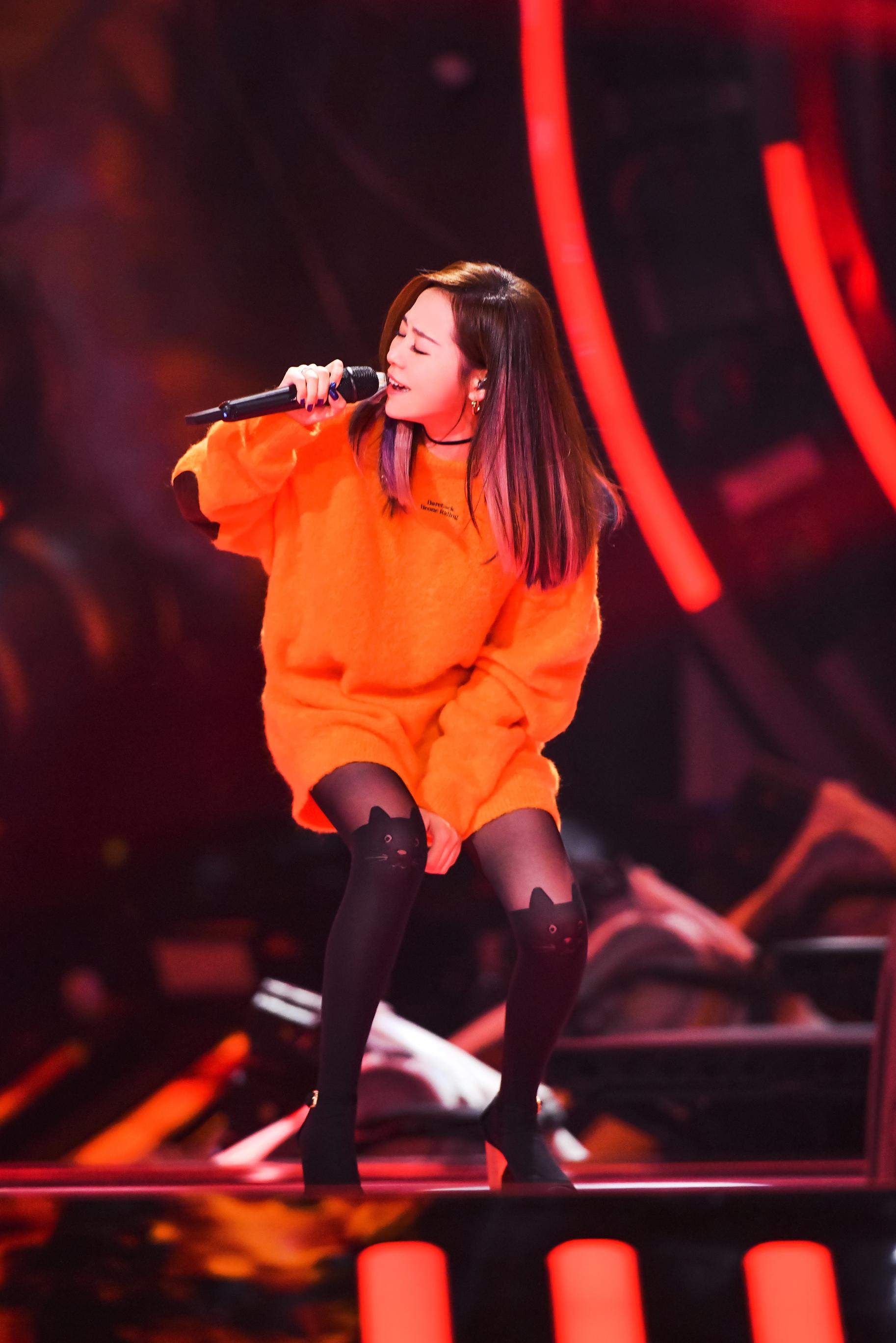 《梦想的声音2》收官之战金曲大放送 张靓颖百变到底首秀说唱