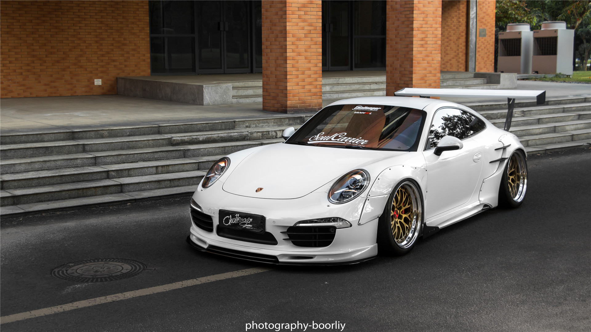 玩车多年终于实现梦想,广州车友打造出不一样的宽体保时捷911