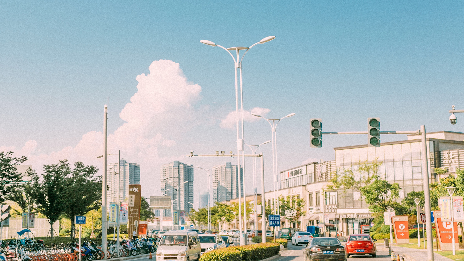 微信朋友圈唯美说说心情语录,总有一句触碰你心底深处