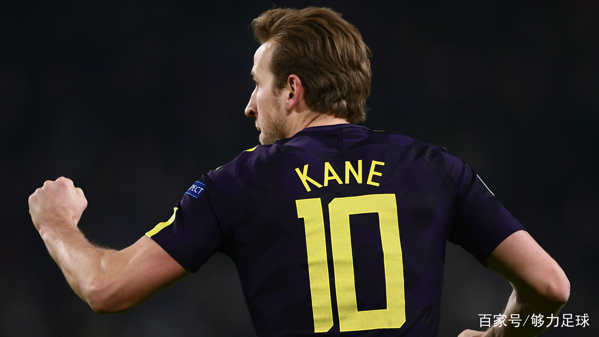 在伦敦足球颁奖礼开幕之前,费迪南德告诉omnisport:"当你拥有这样一位