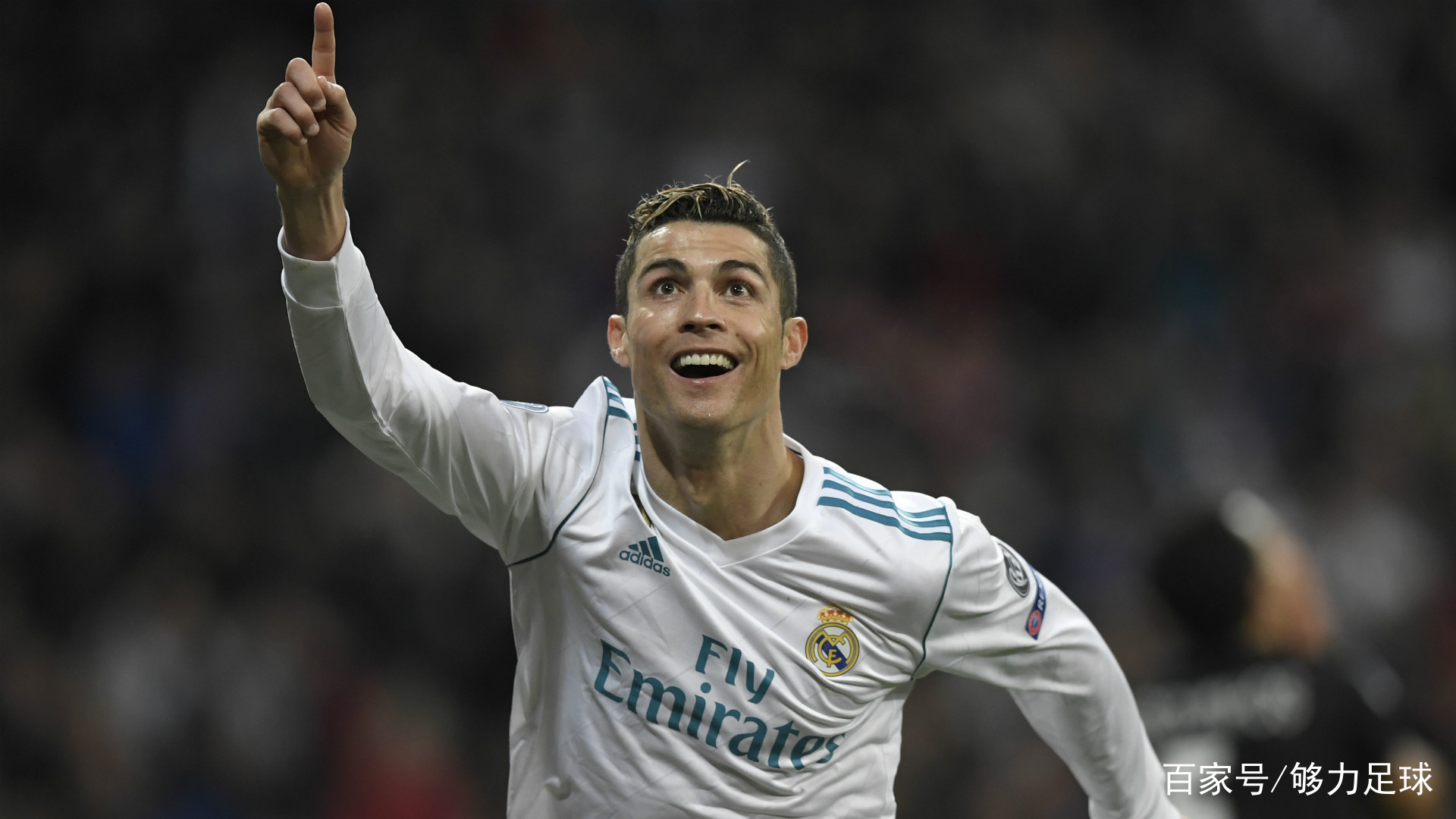 c罗时刻准备再攀高峰 欧冠金球一个不能少