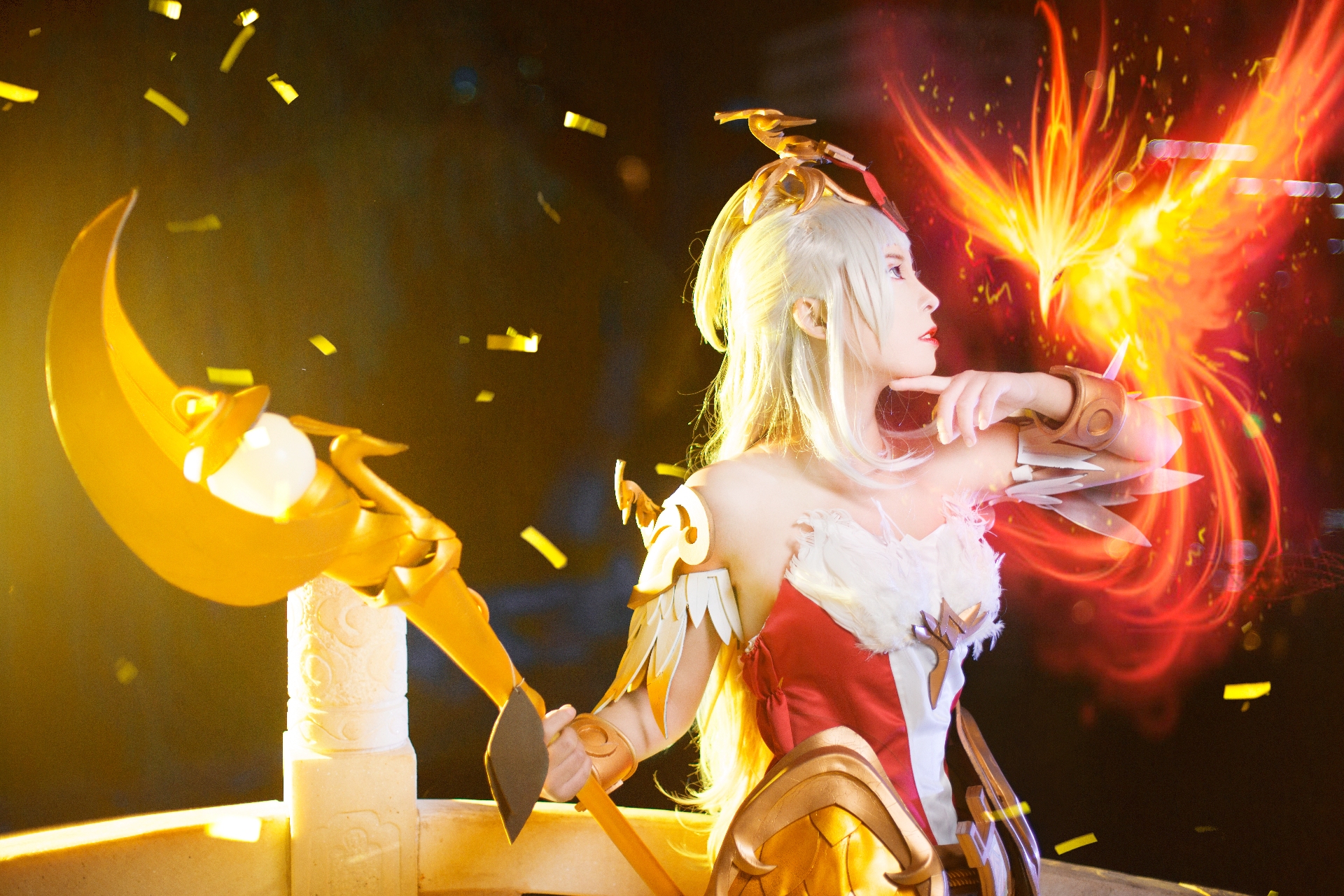 【王者荣耀王昭君凤凰于飞cos 】出镜coser猫腻腻