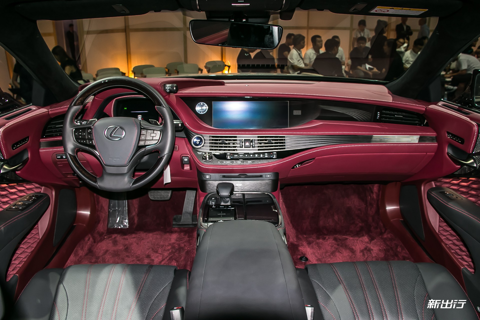 8 万元起 雷克萨斯全新 ls/lc 上市