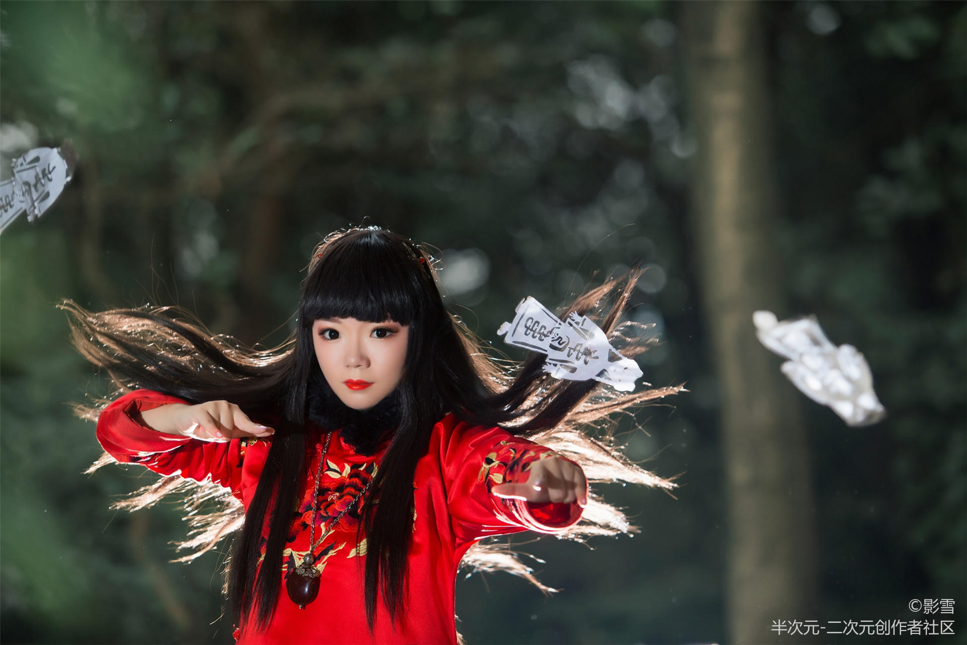 无心法师岳绮罗cosplay 帅气的红衣小姐姐 气质绝佳!