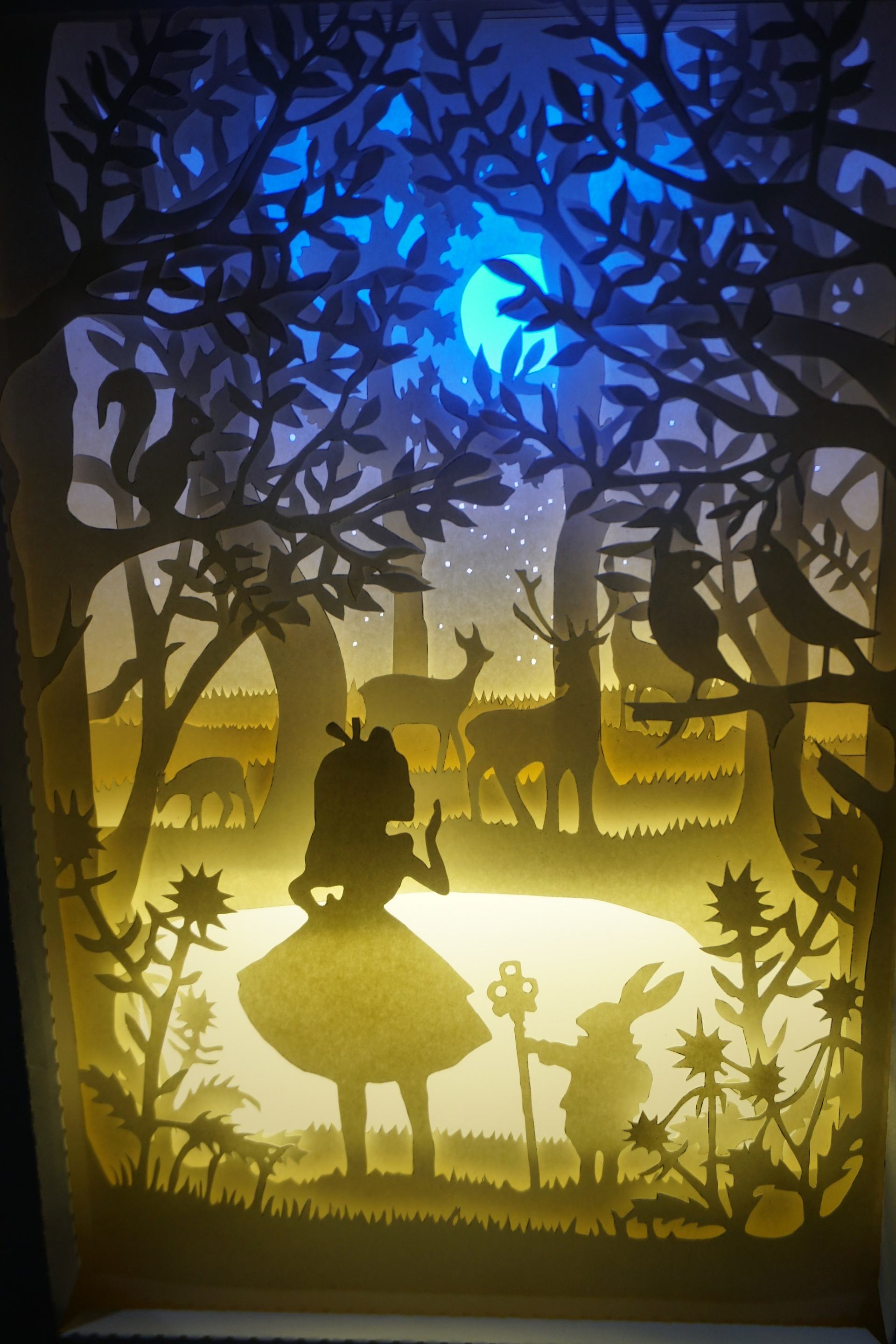 洛阳师范学院纸雕展览,带你走进奇妙有趣的二次元