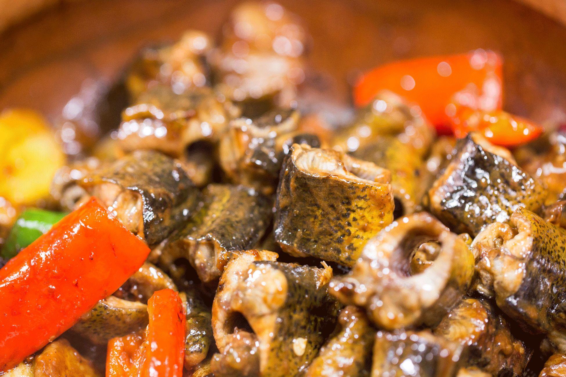 广州最出名的"啫啫煲",25年老字号,25元老味道...|广州|味道|鸡煲_新