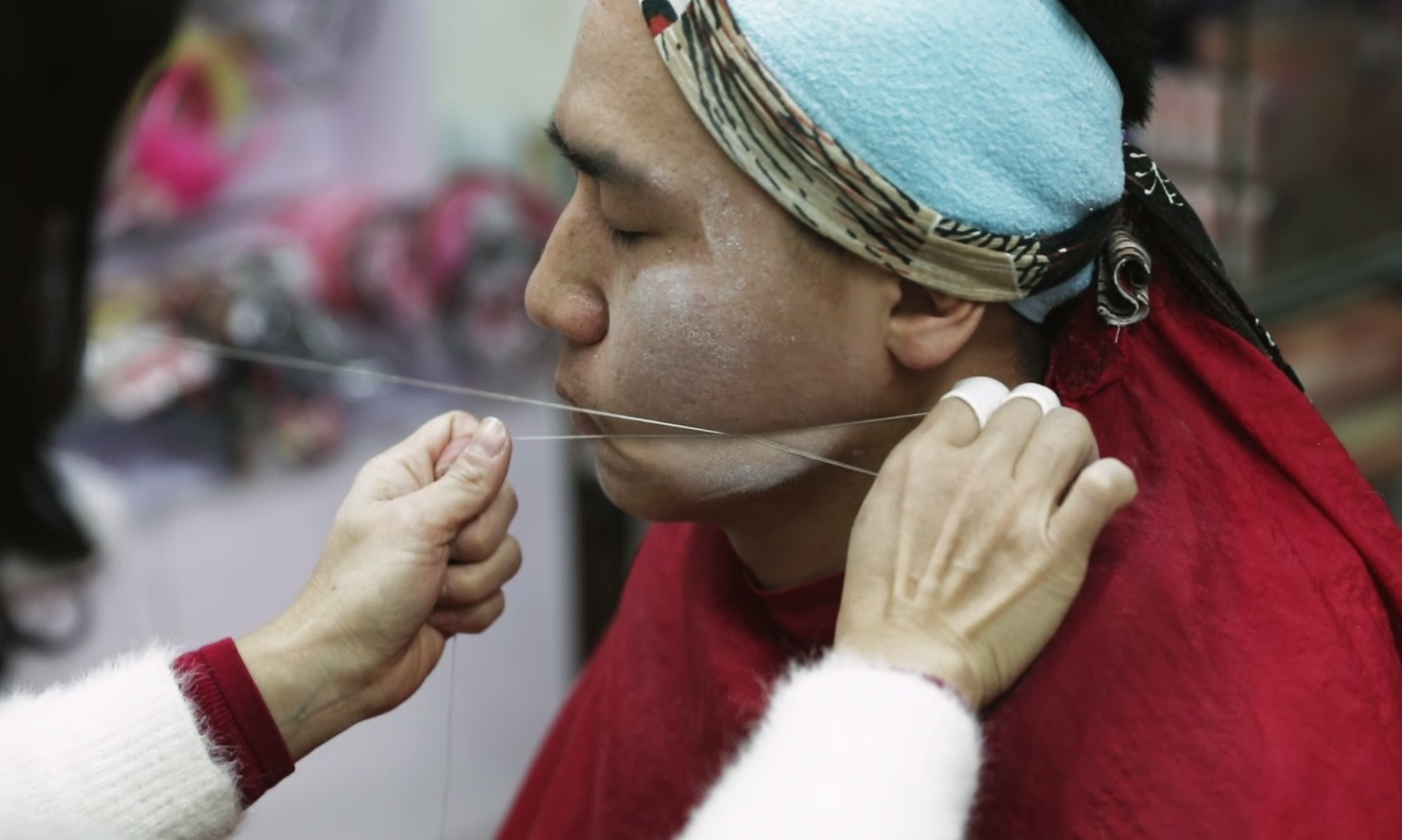 中国最古老的美容工艺 1根线秒杀整容刀 开脸大妈闲鱼上0元求传人