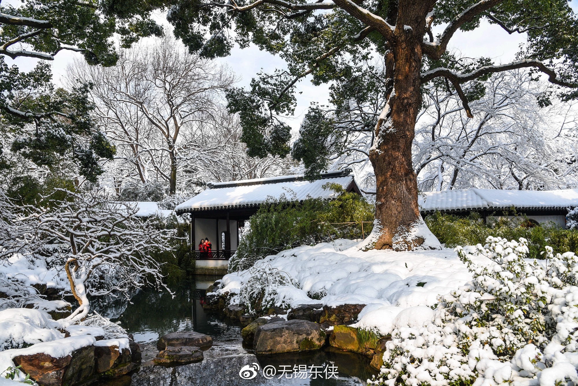 无锡锡山：人工制雪打造浪漫“冰雪奇缘”_江苏国际在线