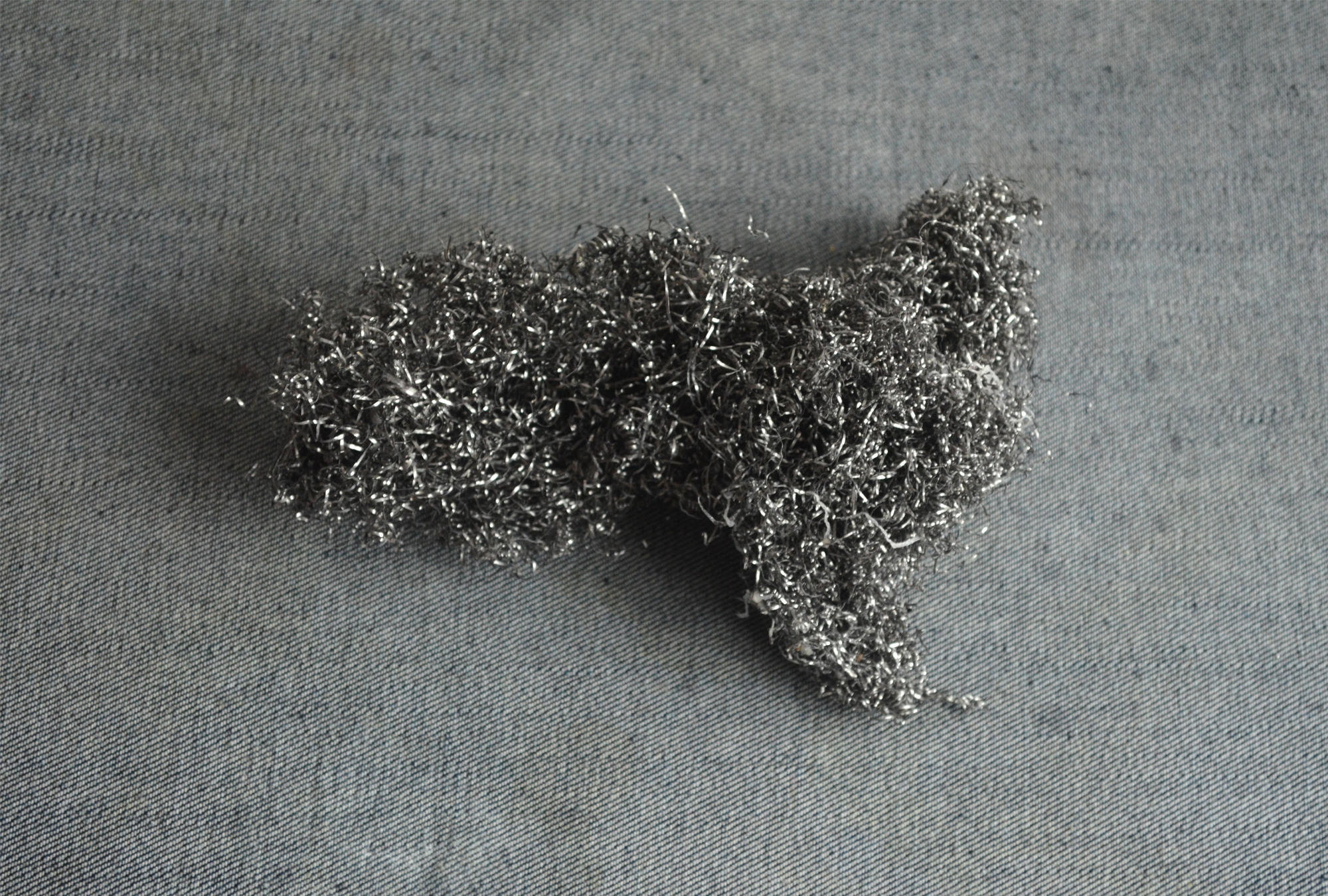 不用的废旧钢丝球放在卫生间,还有这个大作用,看到的人都夸好|钢丝球|