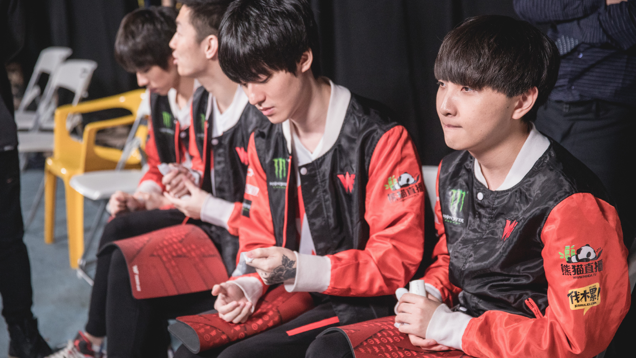 we微笑谈昨日rng之战:看到第三局的阵容,我就知道要输了!