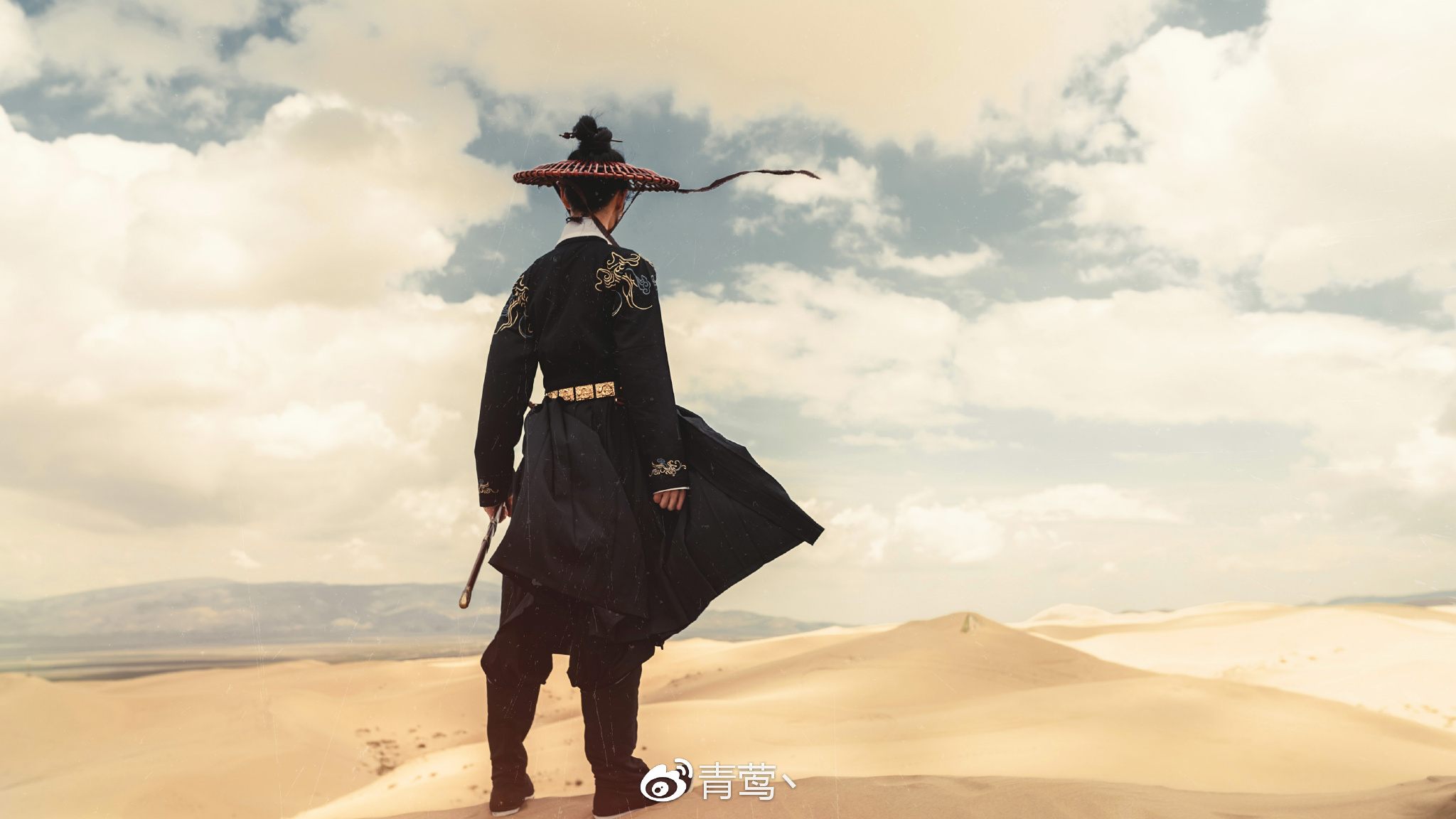 男性汉服摆姿推荐英气十足的拍照姿势大全