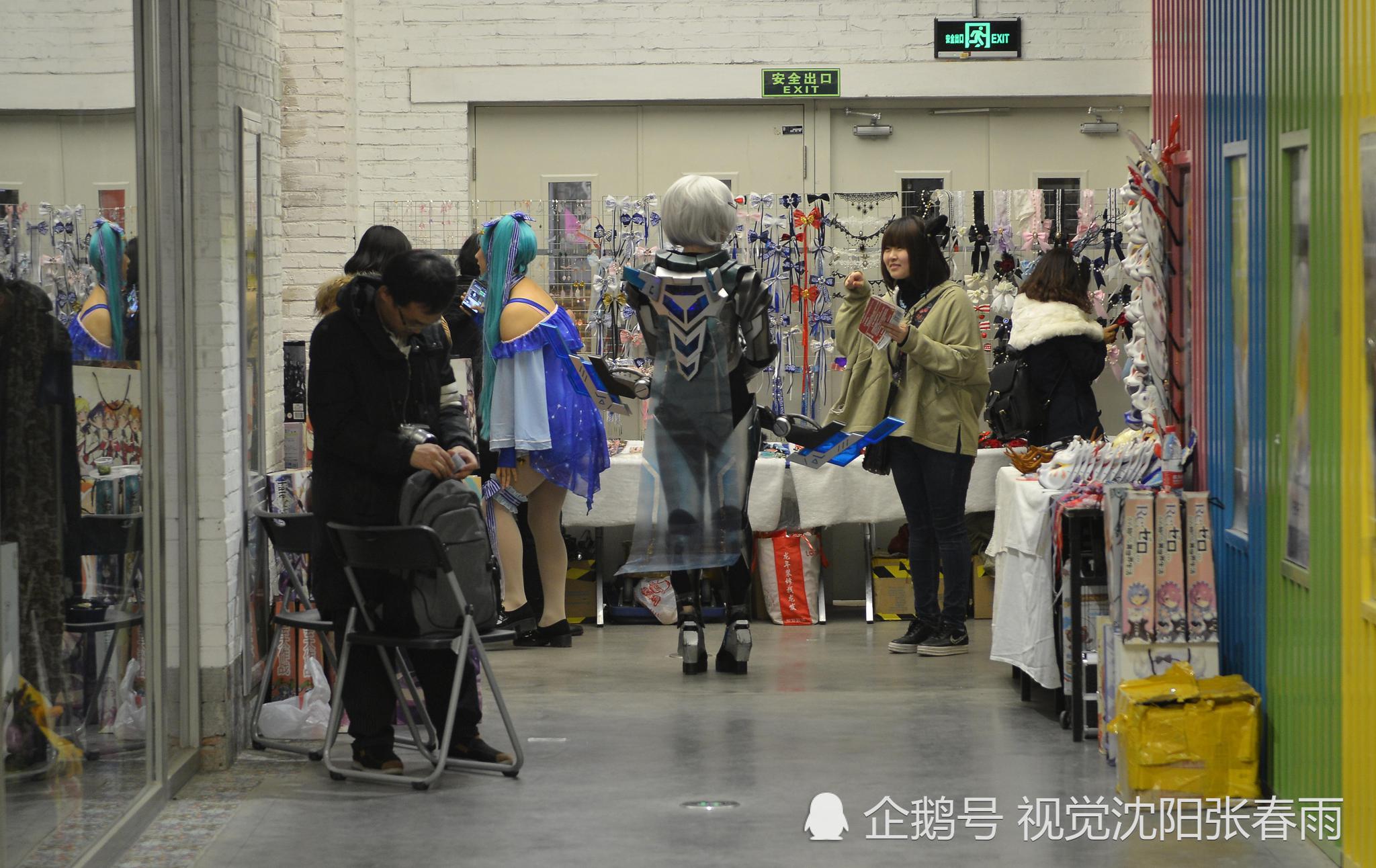 沈阳中街豫珑城举办2018动漫cosplay漫展王者荣耀真人美呆了