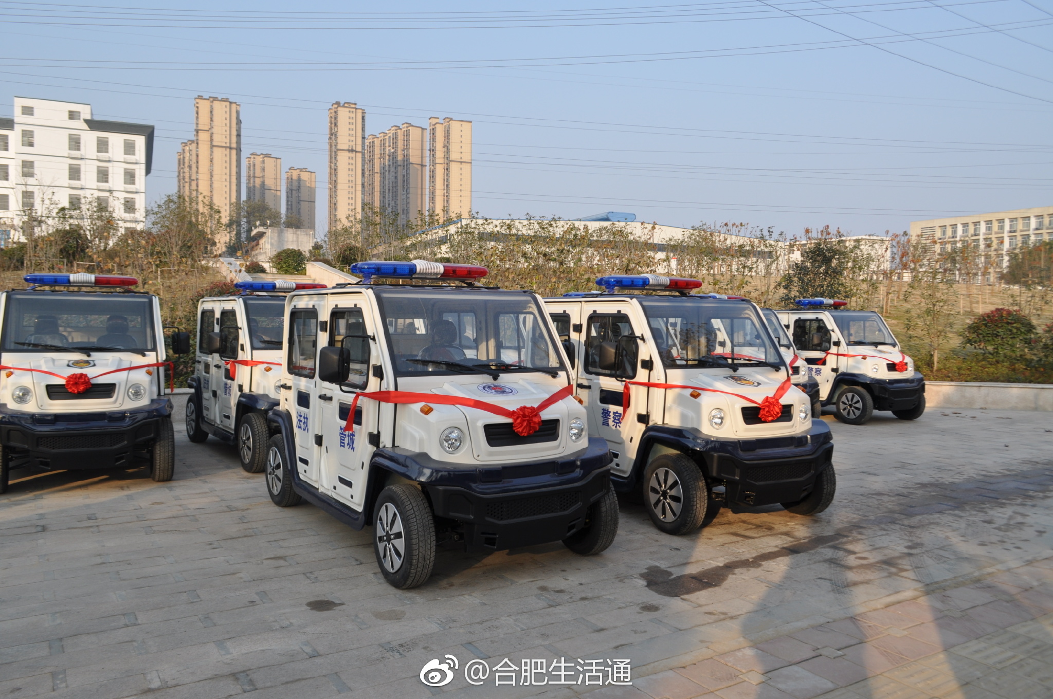 "小个头"城管交警联合执法车上岗啦